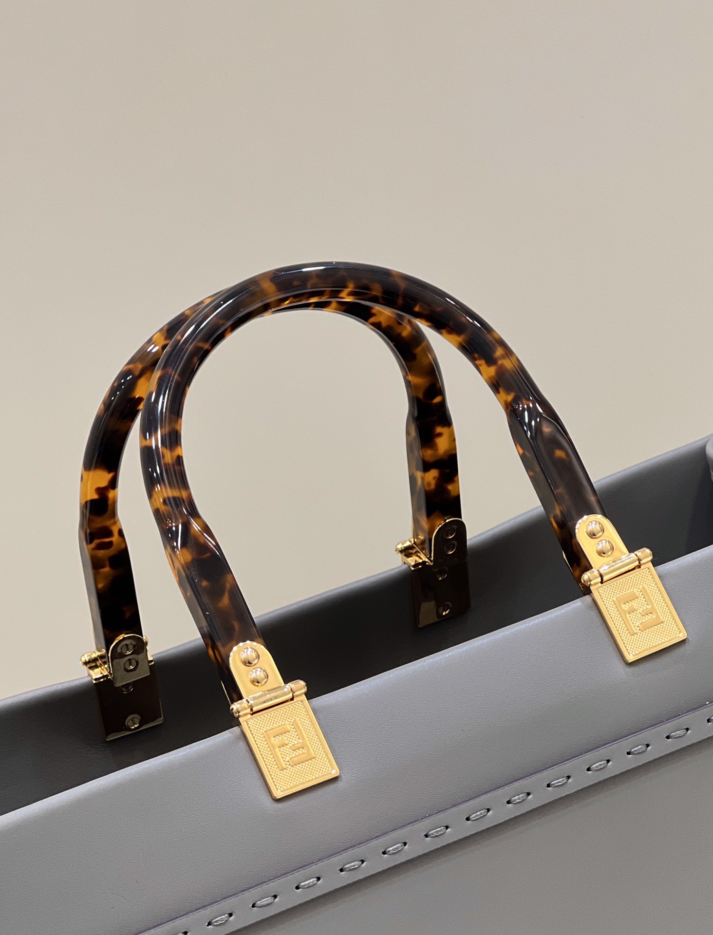 Fendi Sunshine Medium - Replicaclubs