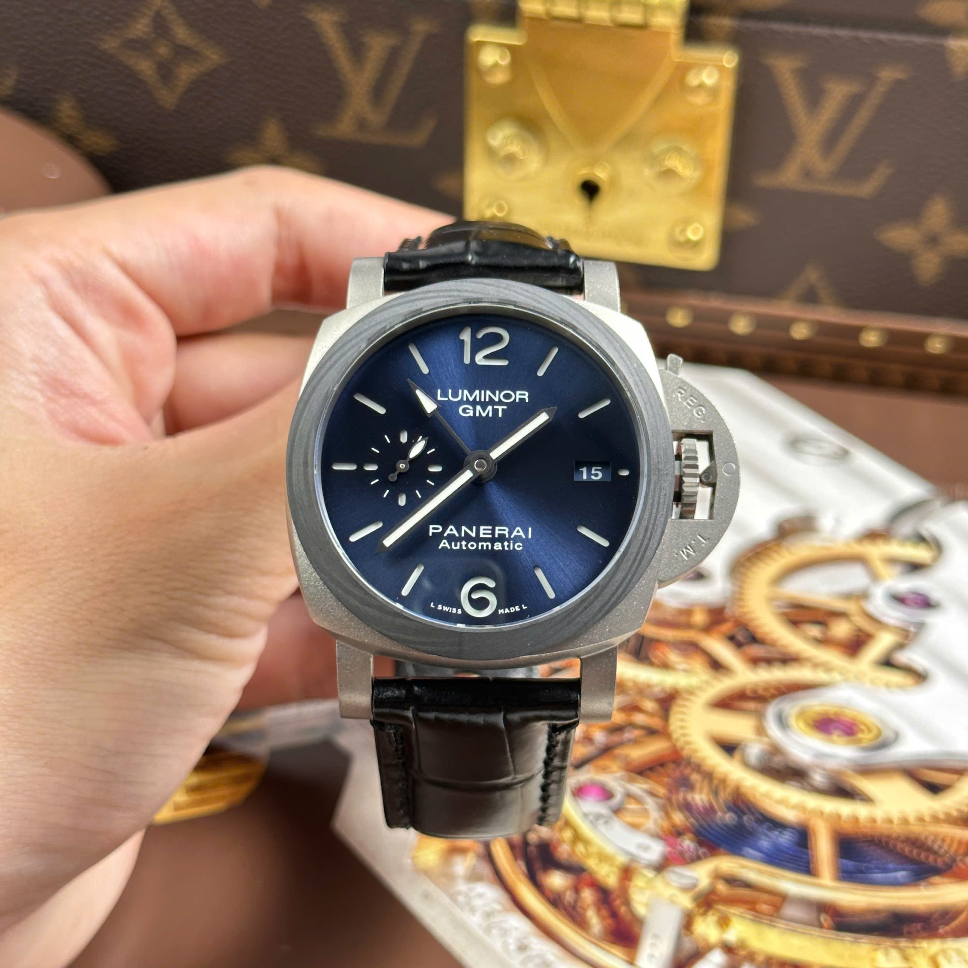 Panerai Luminor GMT PAM1279 Replica Watches Automatic Movement Leather Strap VS Factory 42mm - Top club