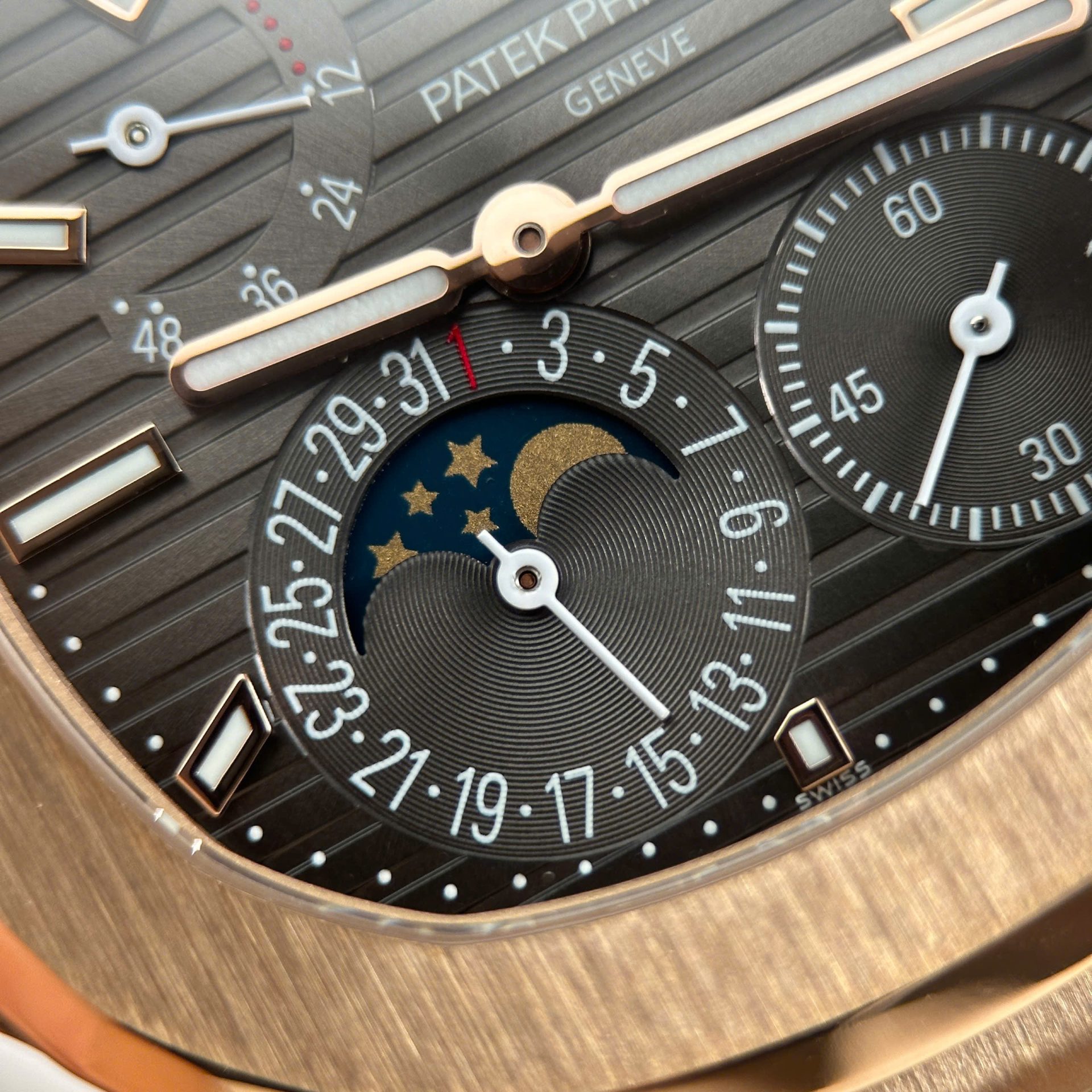 Patek Philippe Nautilus 5712R Replica Watches Gray Dial Leather Strap PPF Factory Version 3 40mm - Top club