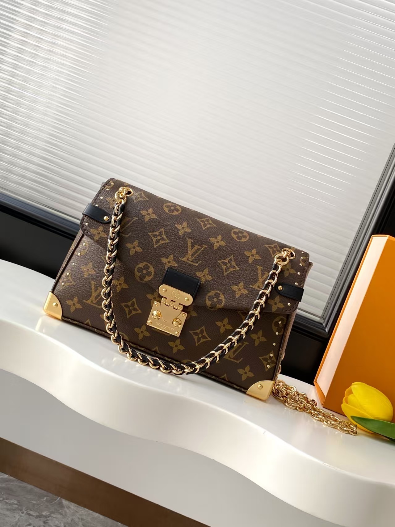 Louis Vuitton Trunkie HandBag1:1High-quality replica