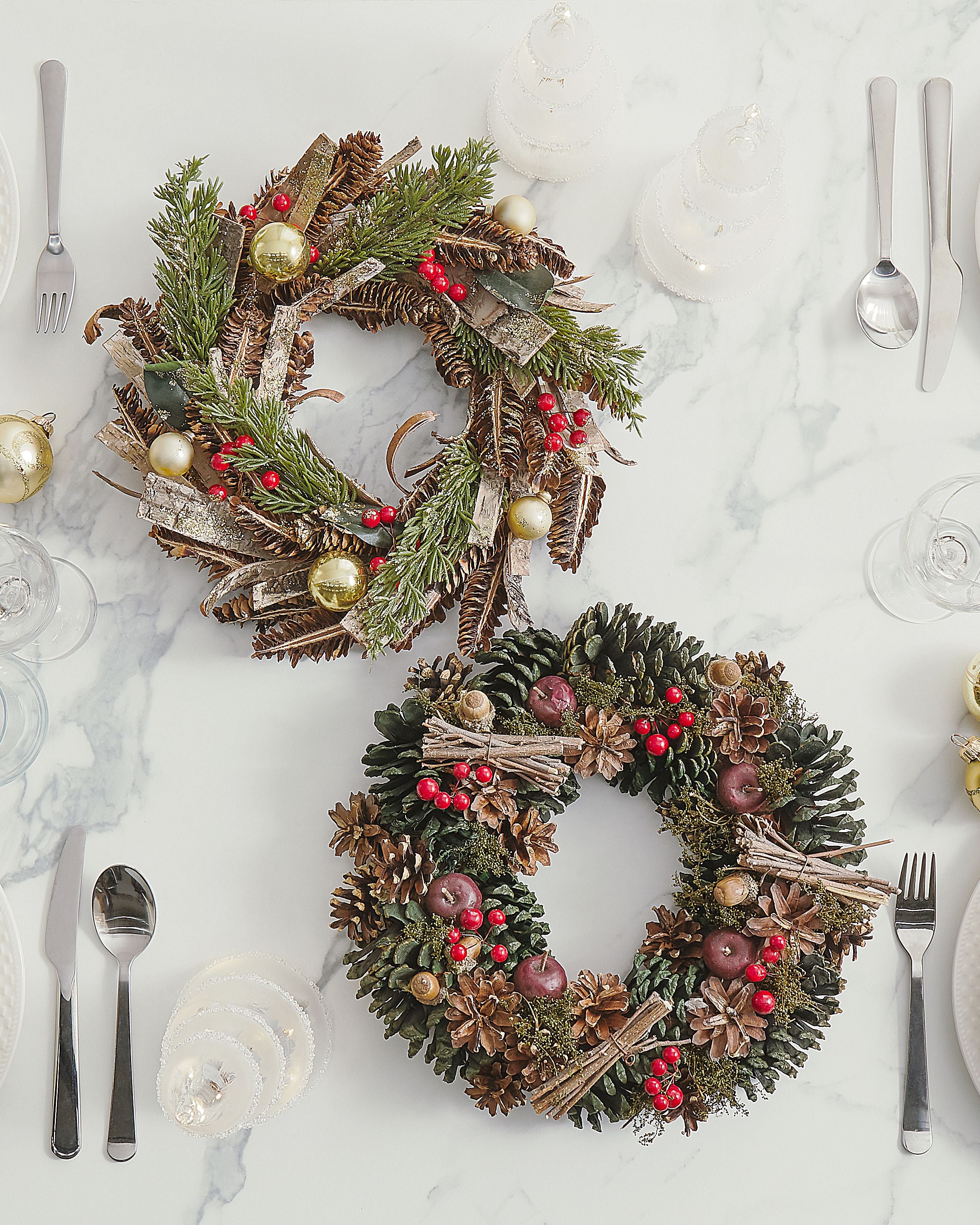 Christmas Wreath NURMES Green 35 cm