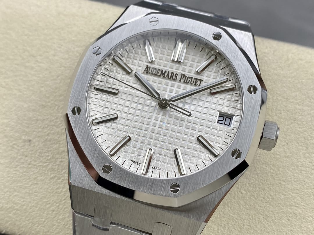 Audemars Piguet replica watch Royal Oak Selfwinding ��50th Anniversary�� 41mm Stainless Steel Silver Dial 15510ST.OO.1320ST.03-ZF(1:1 replica) - Top club