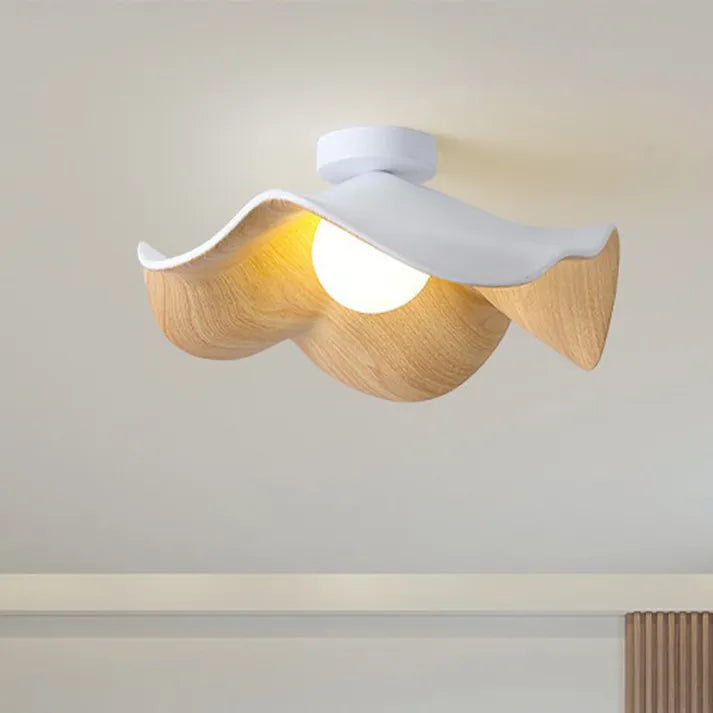 LotusLume - Scandinavische Plafondlamp met Uniek Lotusbladontwerp