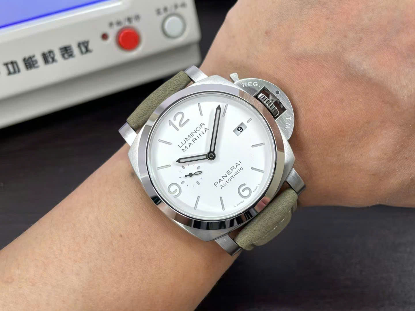Panerai Luxury Replica Watches PAM01314 Luminor Marina Green Leather Strap VS Factory 44mm - Top club