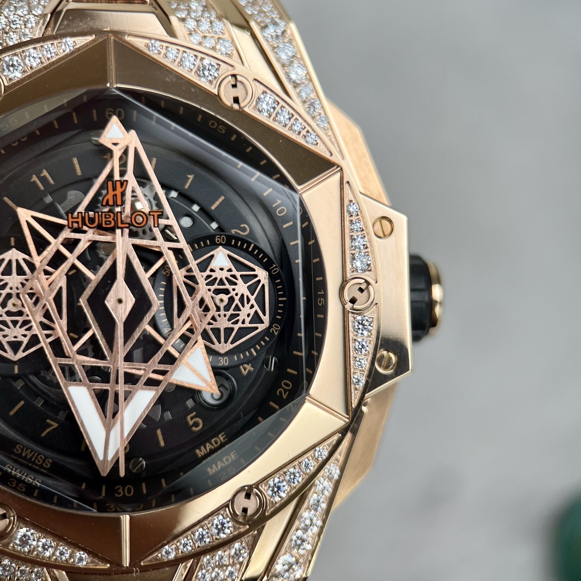Hublot Replica Watch Big Bang Sang Bleu II King Gold Diamond 45mm - Top club