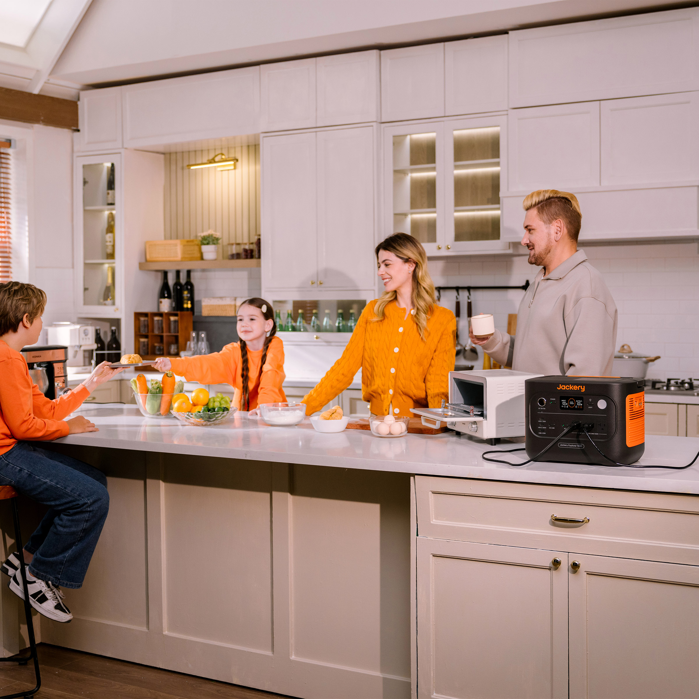 Jackery Explorer 1500 v2 Solar Generator with Solar Panel 100Air - Image 8