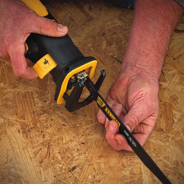 20V MAX XR Cordless Brushless Compact Reciprocating Saw (Tool Only) - Image 13