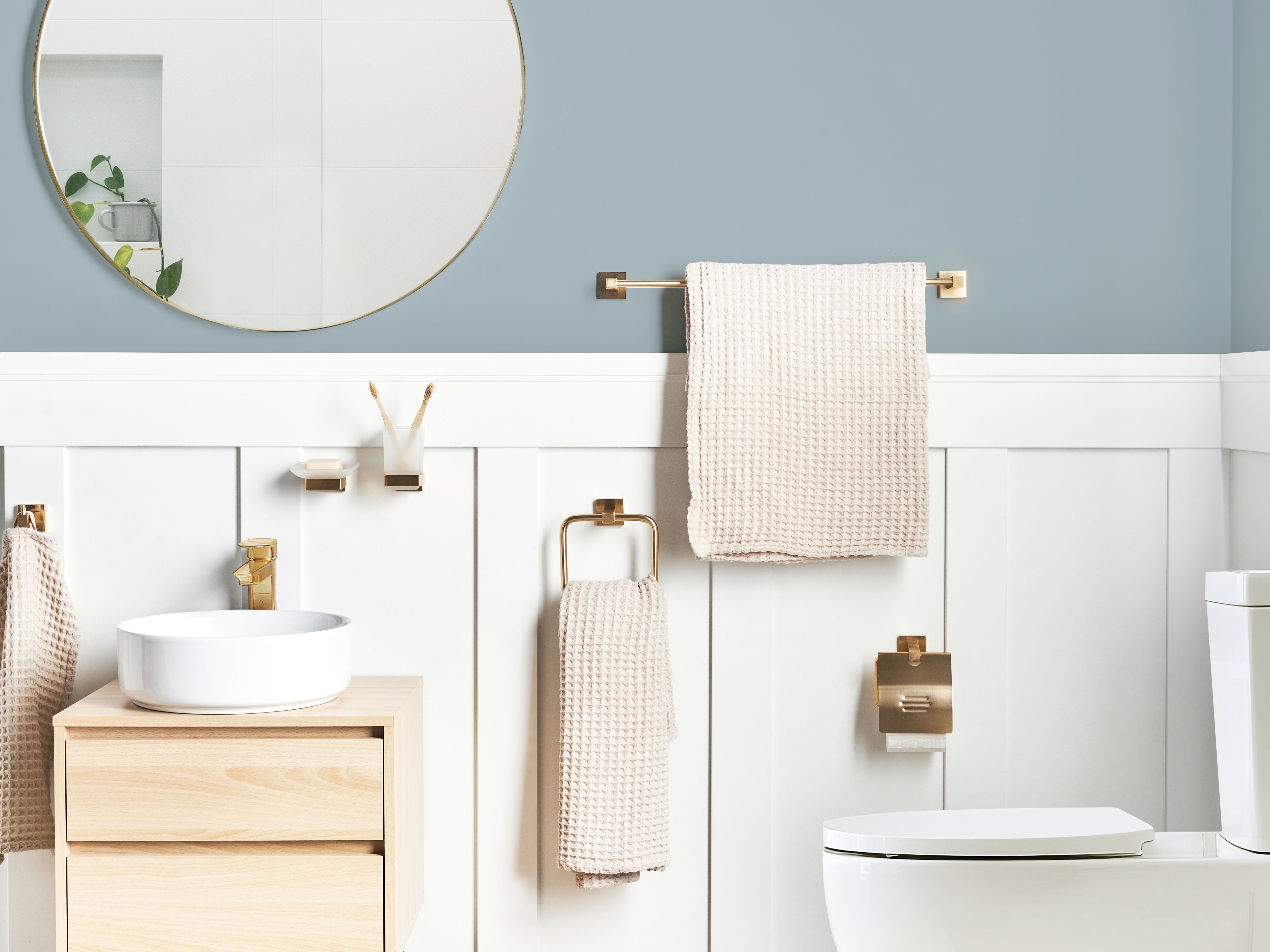 6-Piece Bathroom Hardware Set UVITA with Towel Bars and Hooks Gold