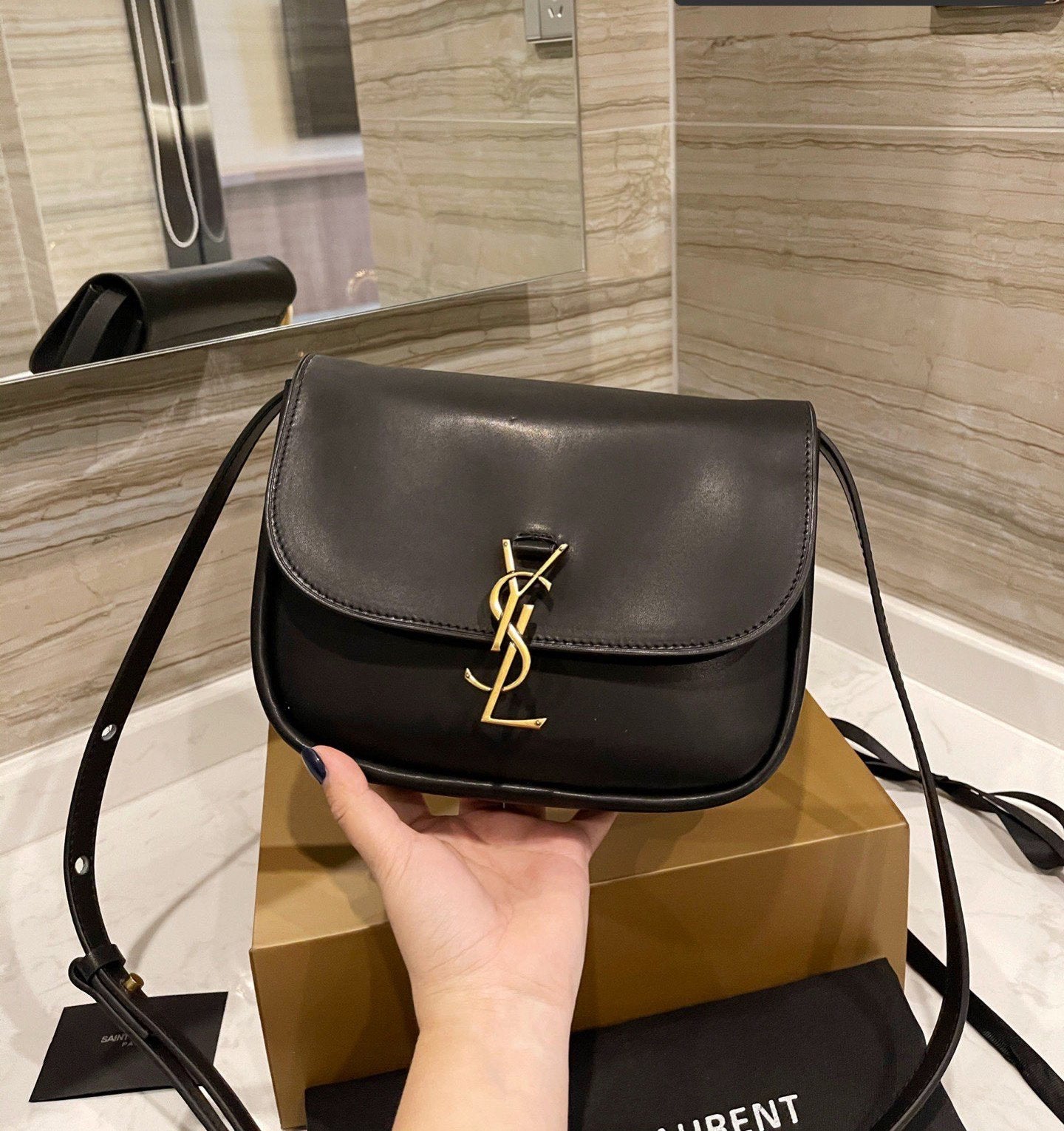 TO – Luxury Edition Bags SLY 1621:1High-quality replica