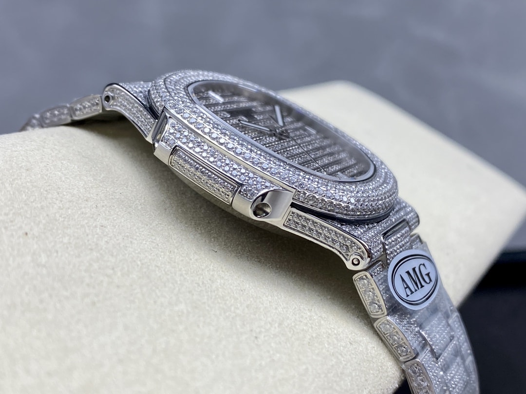 Fake Diamond Watch Patek Philippe Replica 5719/1G-001 Nautilus 40mm White Gold Diamond Pave White Gold Diamond Set Automatic AMG(1:1 replica) - Top club