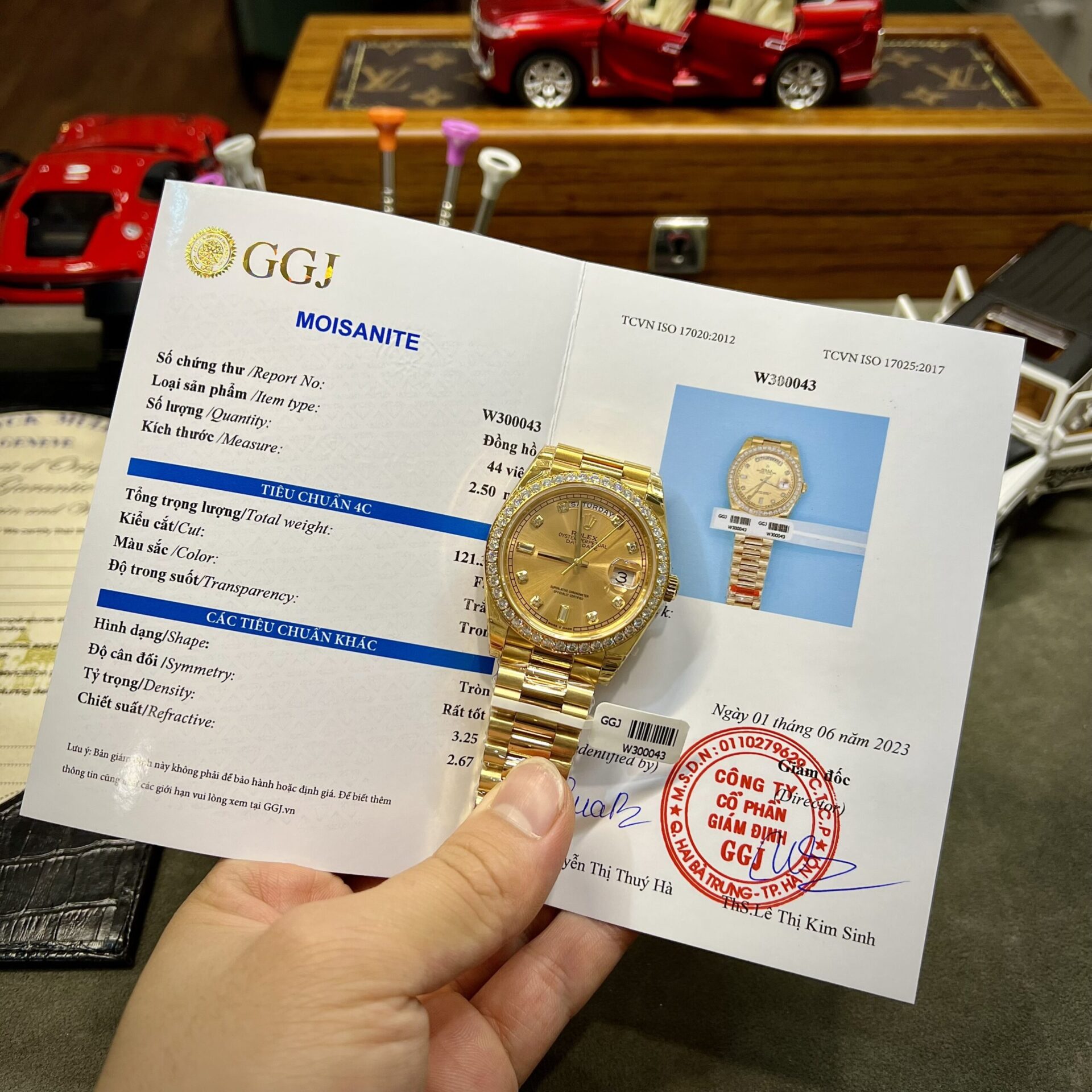 Rolex Fake Watch Day-Date Yellow Dial Custom Moissanite Diamonds 40mm - Elite Watch Atelier