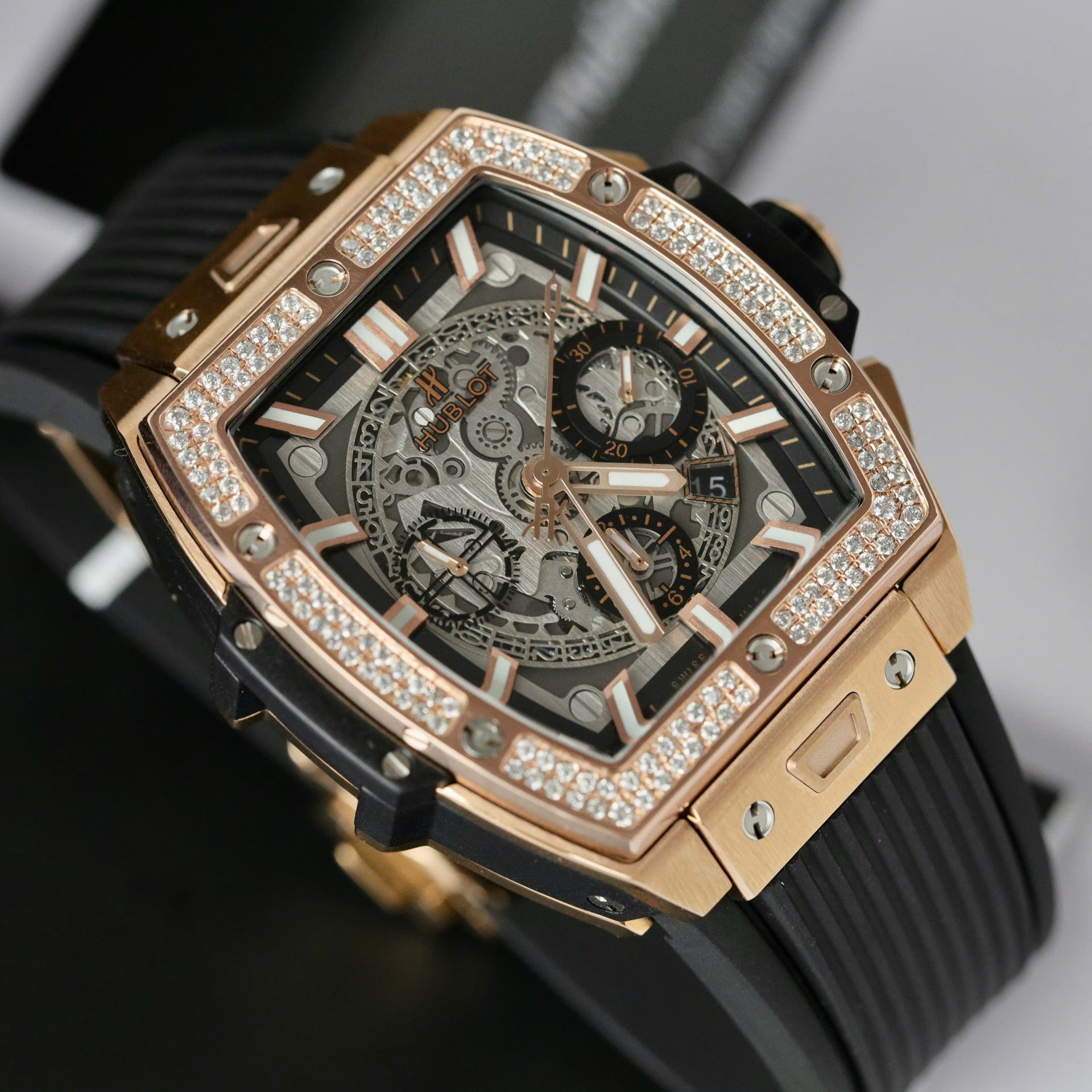 Hublot Spirit Of Big Bang King Gold Custom Moissanite Diamonds Hong Kong 42mm - Top club
