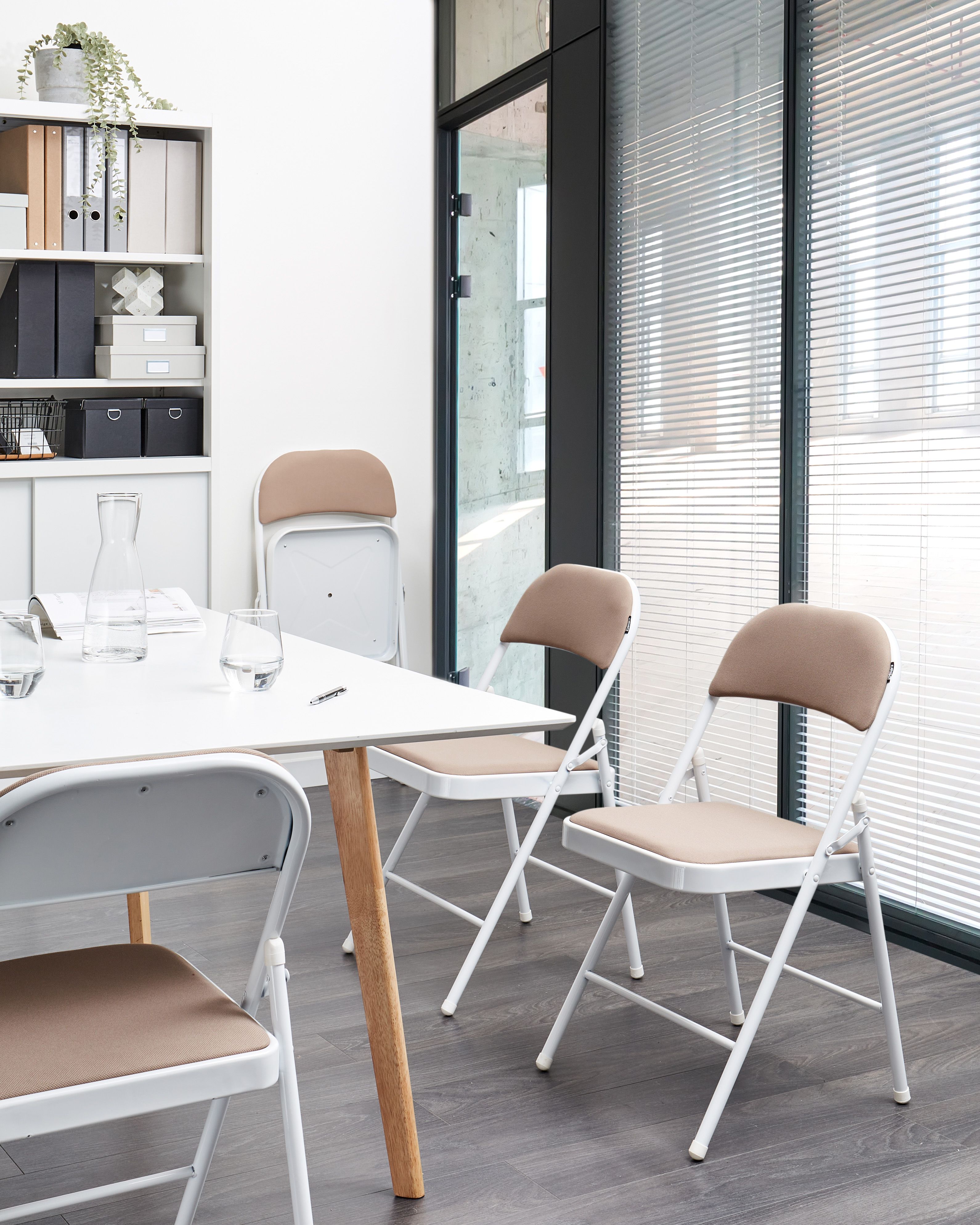 Set of 4 Folding Chairs SPARKS Beige