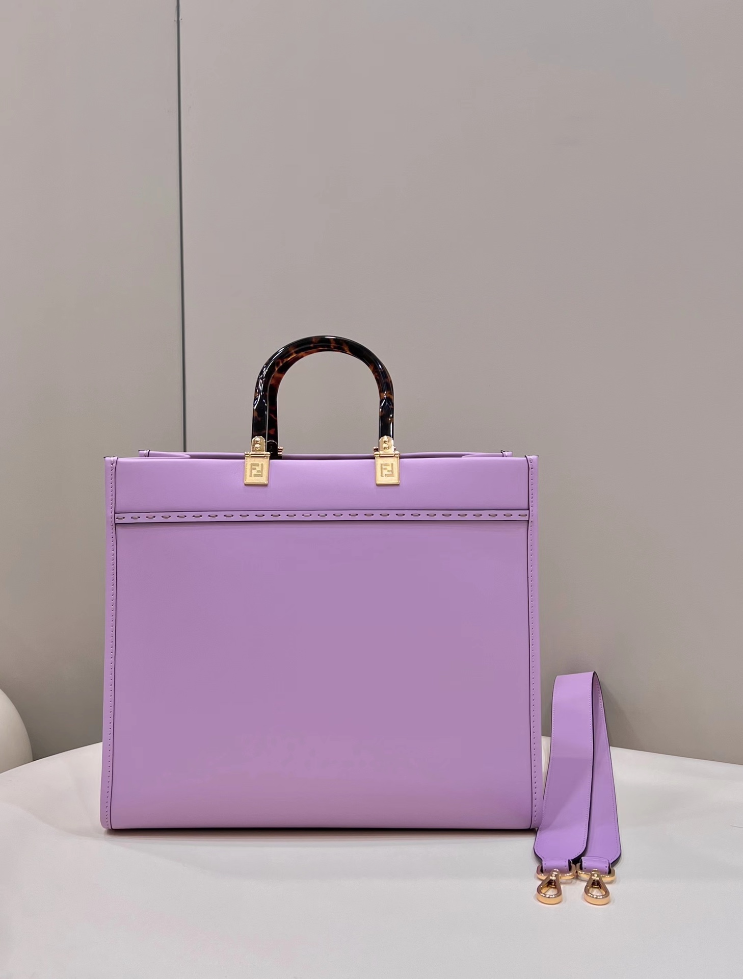 Fendi Sunshine Medium - Replicaclubs