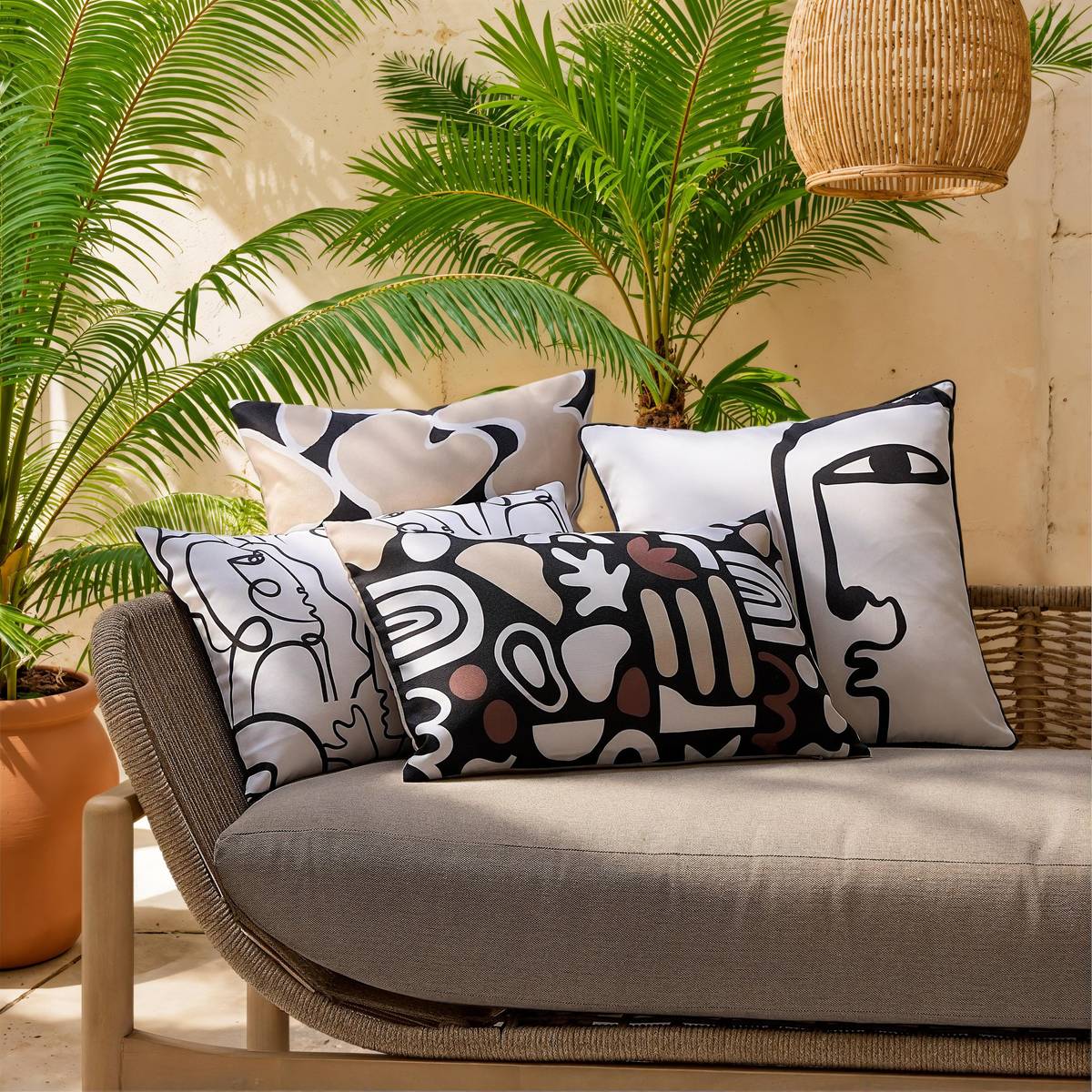 "Nolan" Outdoor Cushion Cover 50 x 30 cm, Polyester, Black
