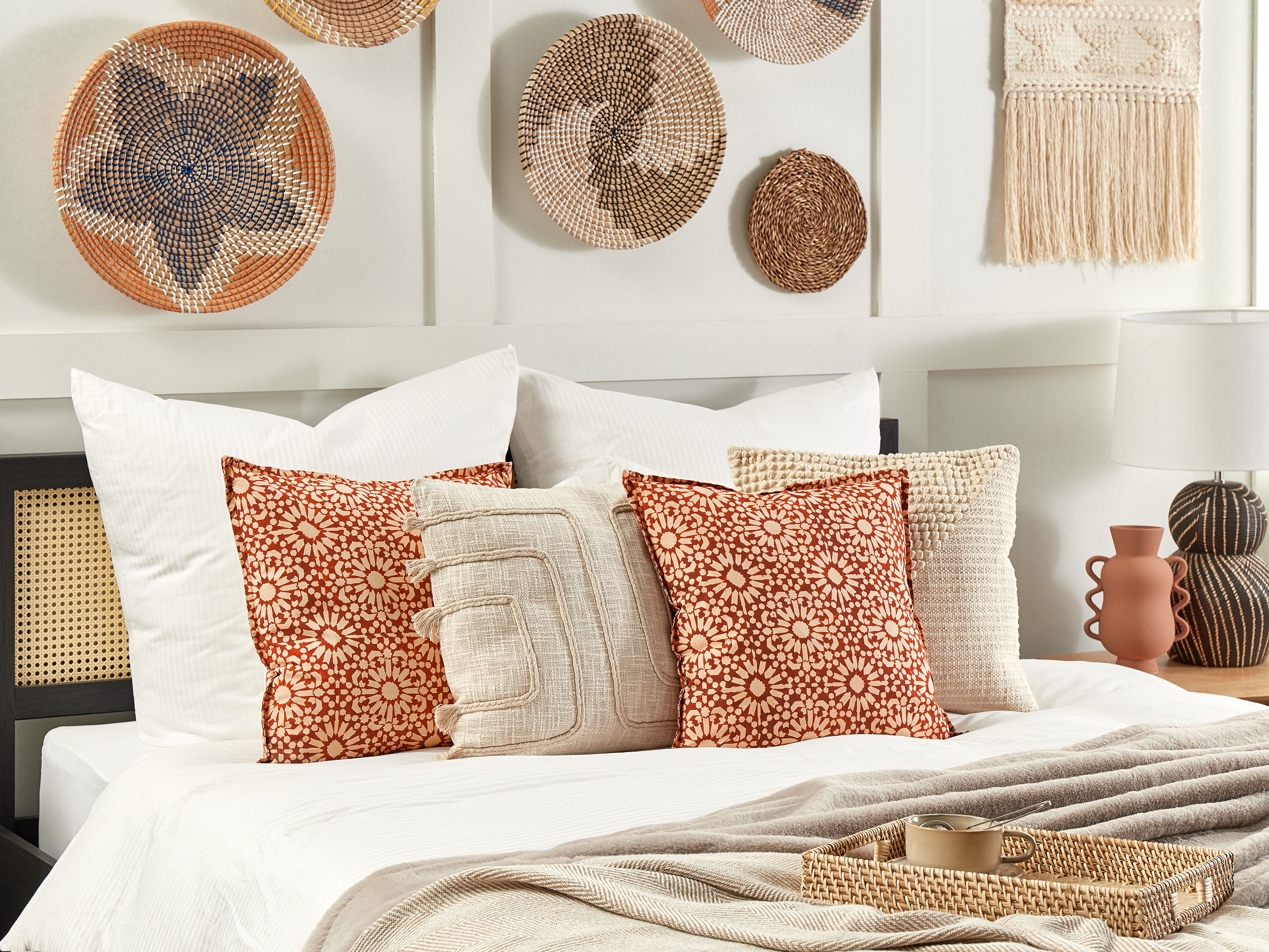 Set of 2 Decorative Cushions CEIBA Cotton 45 x 45 cm Red Geometric Pattern