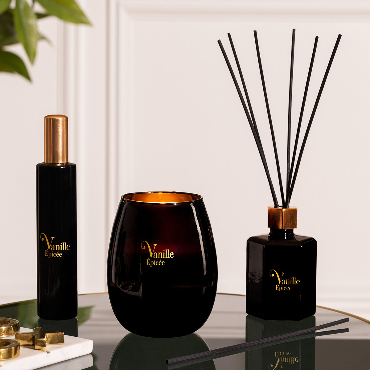 Perfume diffuser "Arlo" Glass, ylang ex&oacute;tico, 120ml