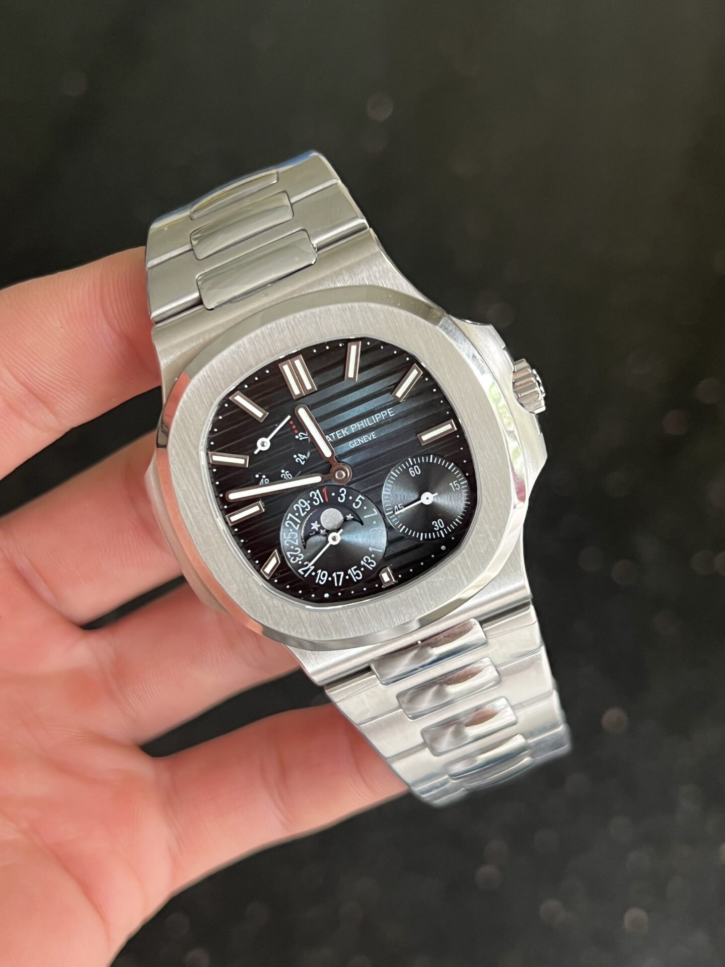 Patek Philippe Replica 1:1 Watch Nautilus 5712 Blue Black Dial GRF 40mm - Elite Watch Atelier
