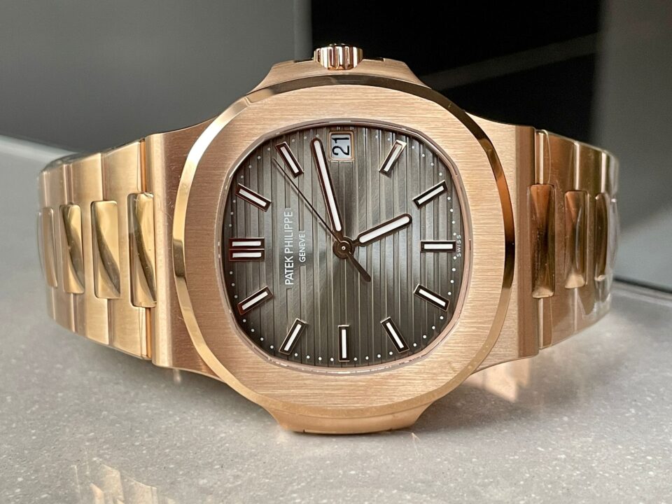 Replica PATEK PHILIPPE Nautilus 5711 3KF 1:1 Best Edition Grey Dial on YG Bracelet A324 V2 - Top club