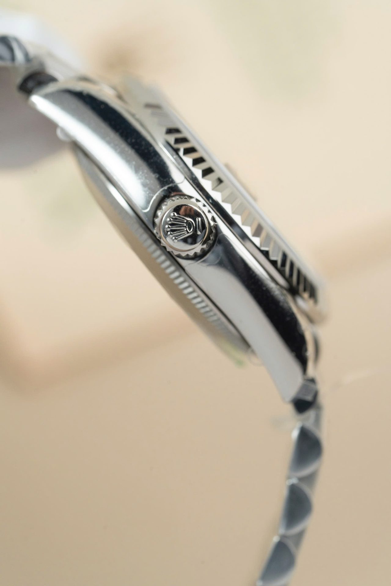Rolex DateJust Lady Fake Watch Dial Mother Of Pearl Jubilee Strap 31mm - Elite Watch Atelier