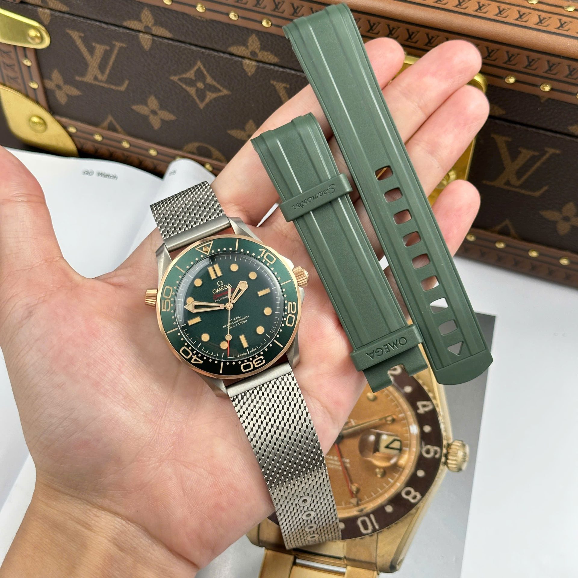 Omega Seamaster Driver 300 Replica Watch Green Dial Demi Bezel Full Set VS Factory 42mm - Top club