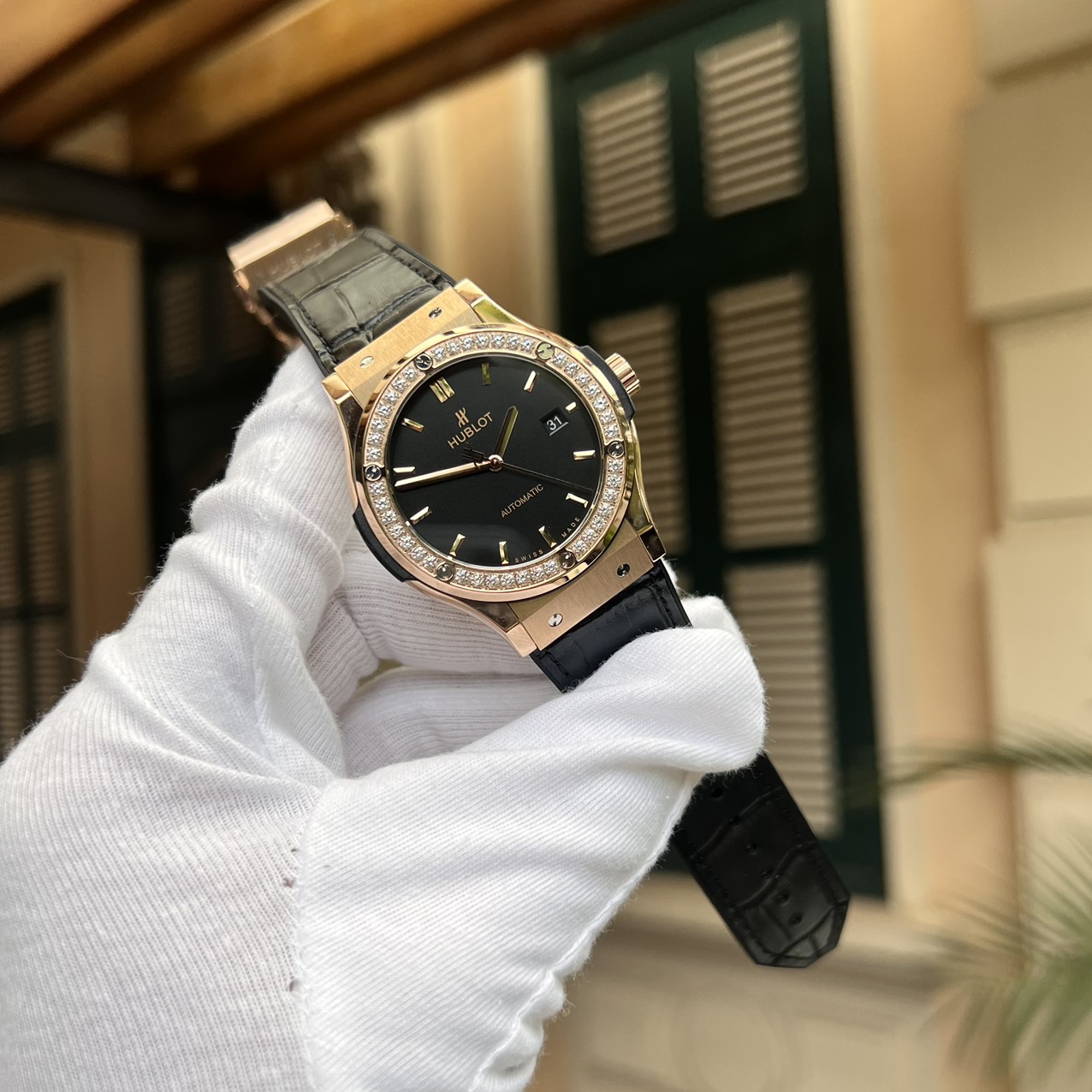 Hublot Classic Fusion King Gold Replica Watch Diamond Bezel HBF 42mm - Elite Watch Atelier