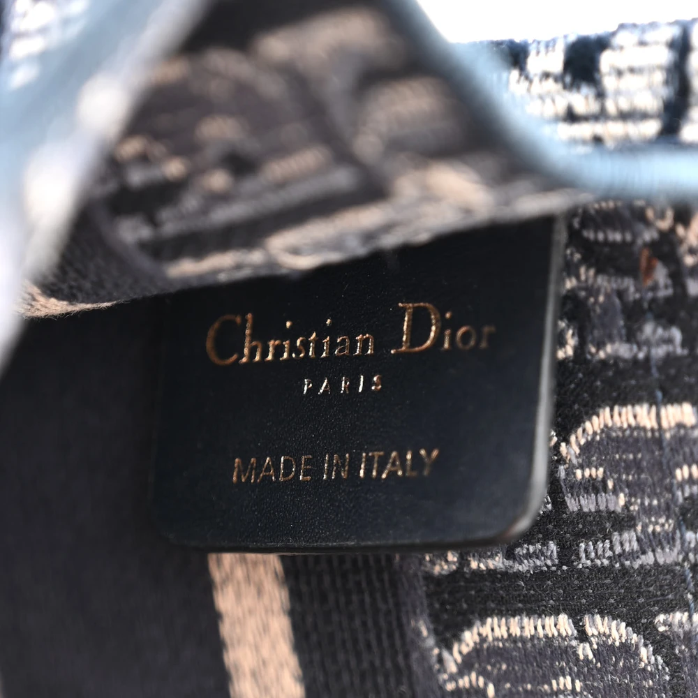 Experience Mirror-Quality Dior Replica Handbags
