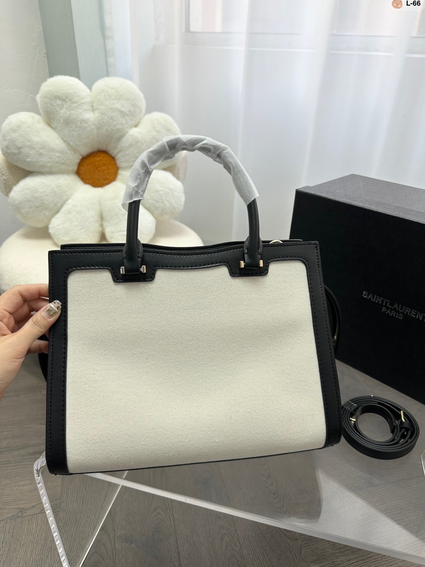 TO – Luxury Bags SLY 2831:1High-quality replica