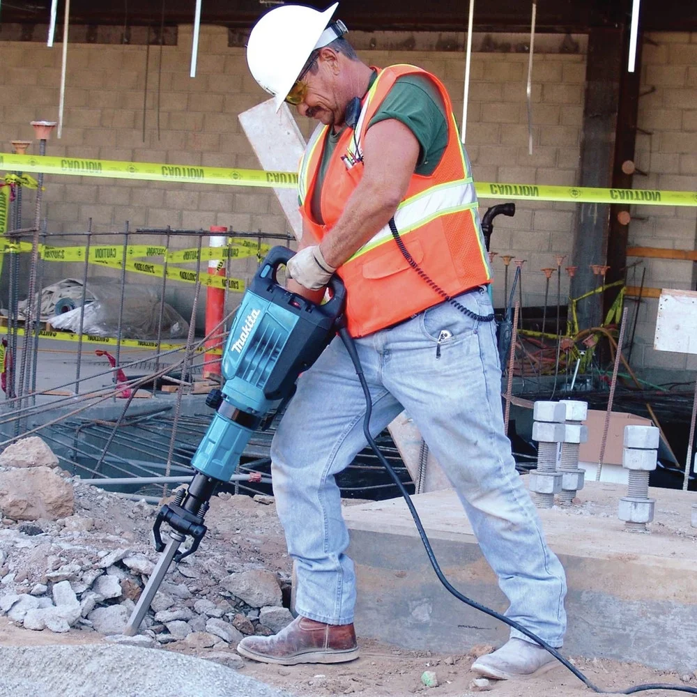 Makita Demolition Hammer, 1 1/8 In Hex, 35 Lb HM1307CB - Image 7