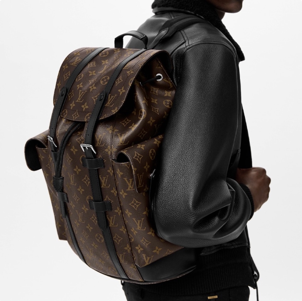 Louis Vuitton LV Christopher Backpack M437351:1High-quality replica