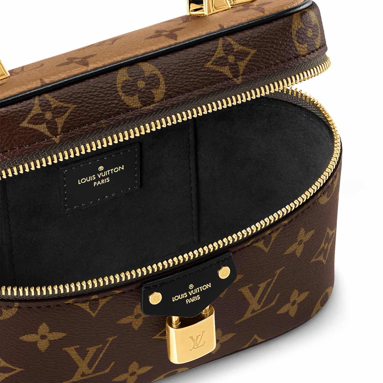 Vanity Chain Pouch M471251:1High-quality replica