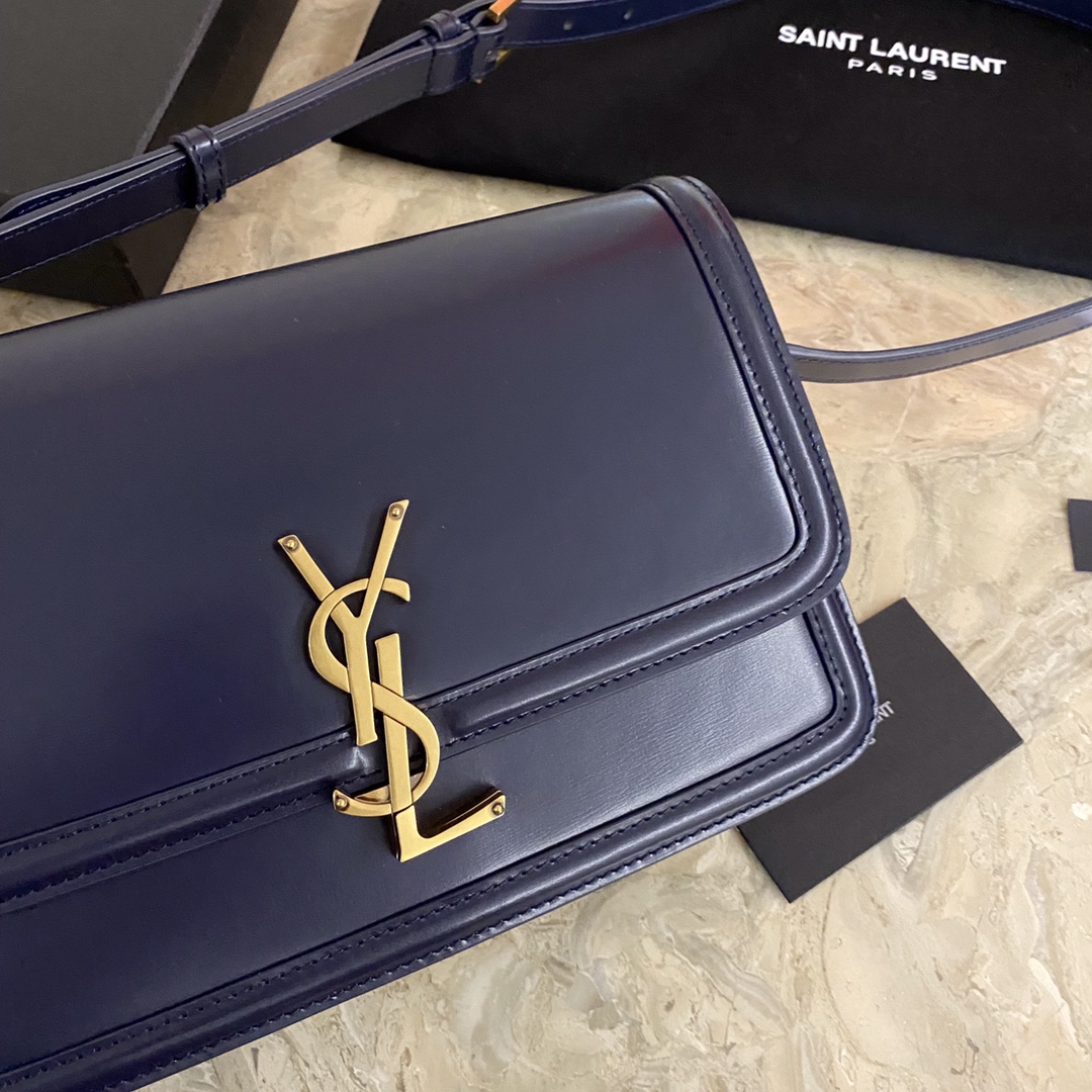 SOLFERINO MIDDLE SATCHEL IN LACQUERED AYERS1:1High-quality replica