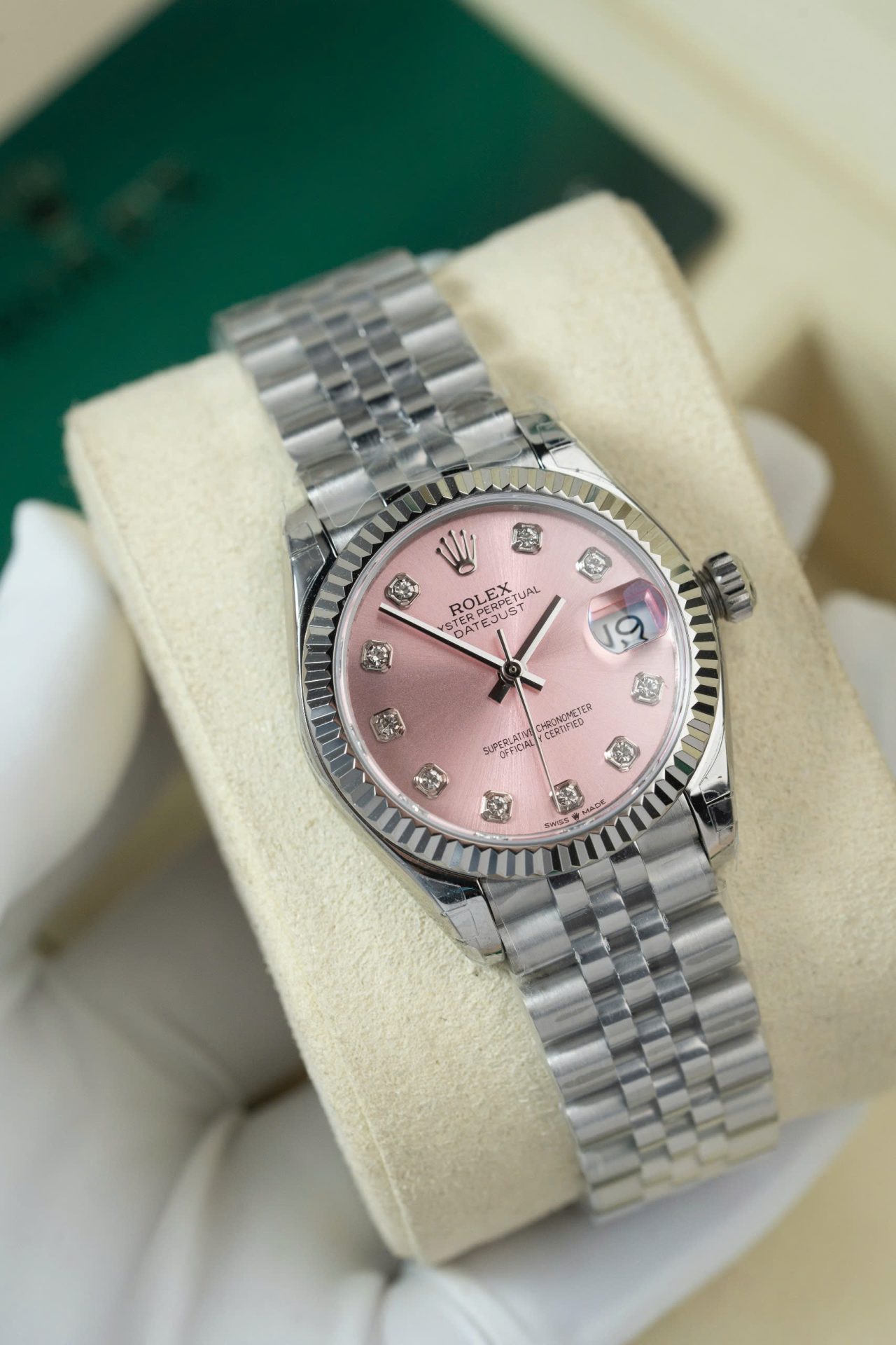 Rolex DateJust Lady Replica Watch Pink Dial Jubilee Strap 31mm - Elite Watch Atelier