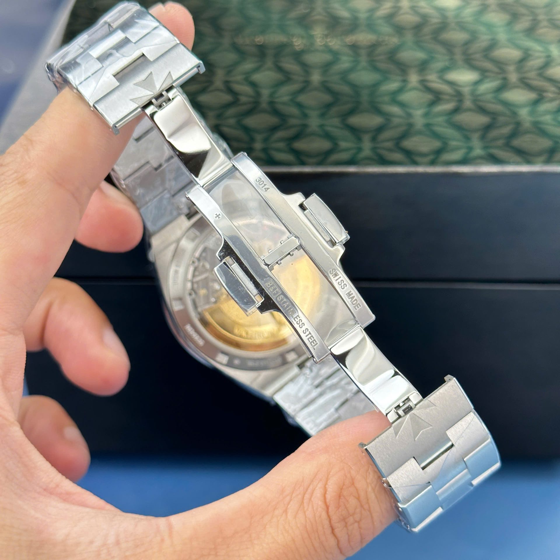 Vacheron Constantin Overseas 4500V Replica High-class Watch Green Dial PPF Factory 41mm - Top club