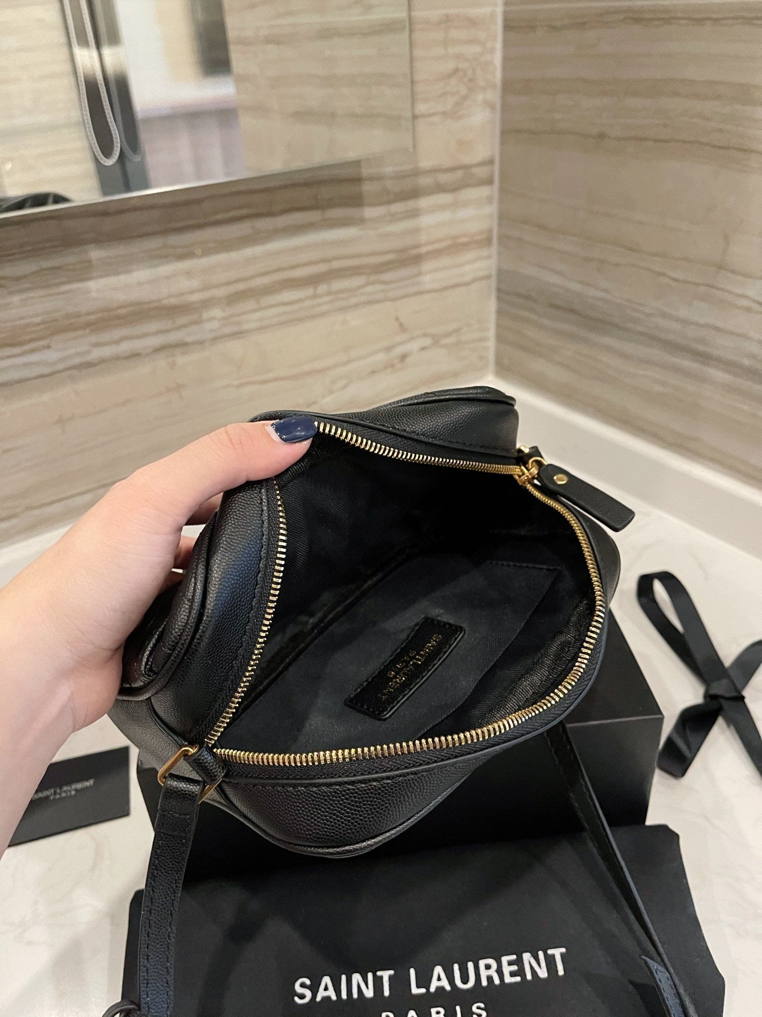 TO – Luxury Edition Bags SLY 1641:1High-quality replica