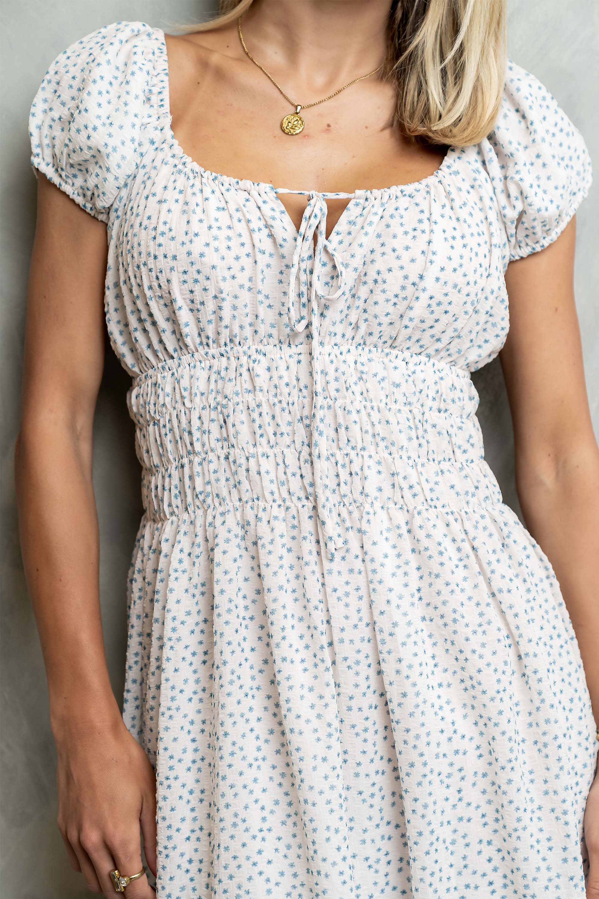 Kaelyn Floral Midi Dress in Ivory