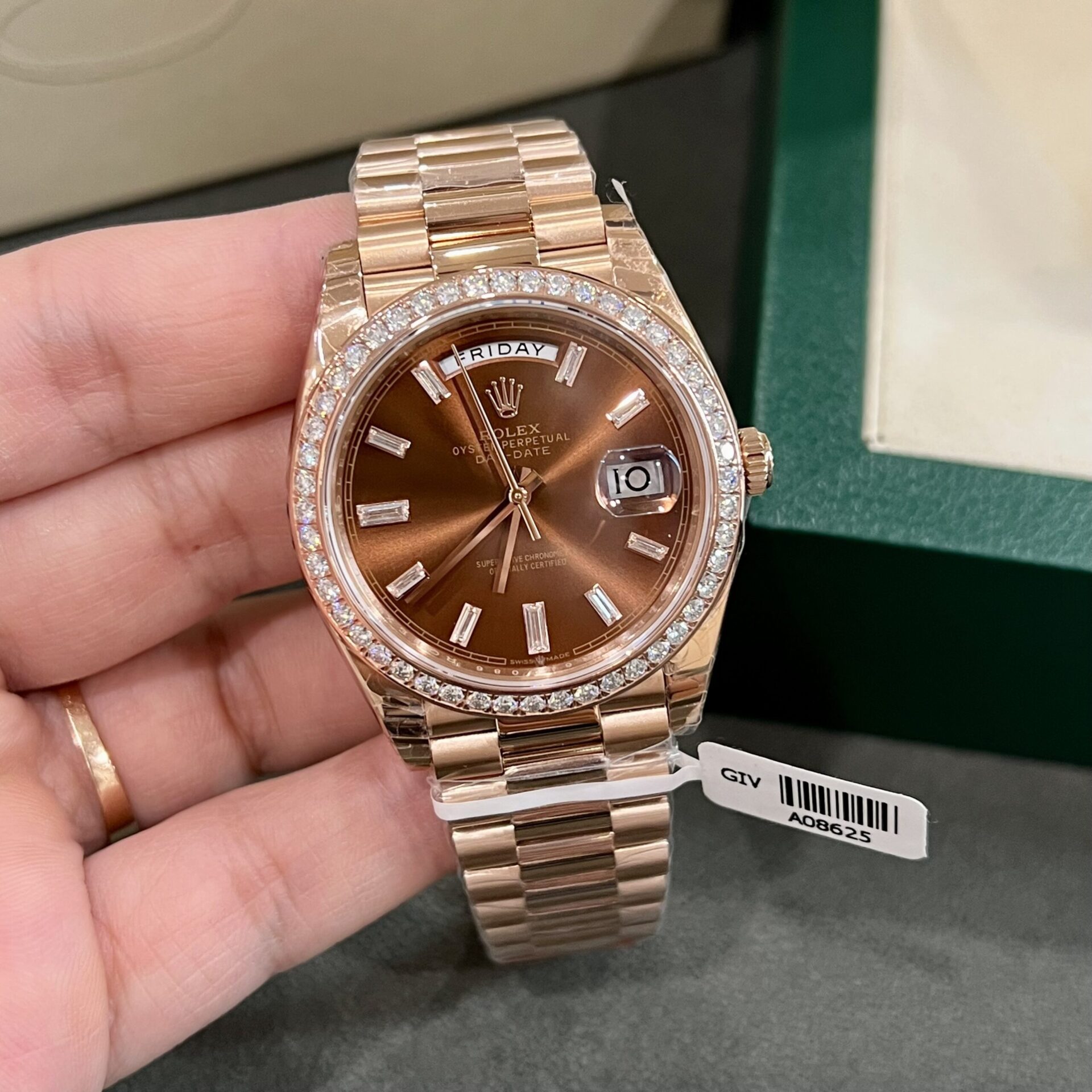 Rolex Fake Watch Day-Date Dial Chocolate Moissanite Diamonds Custom 40mm - Top club