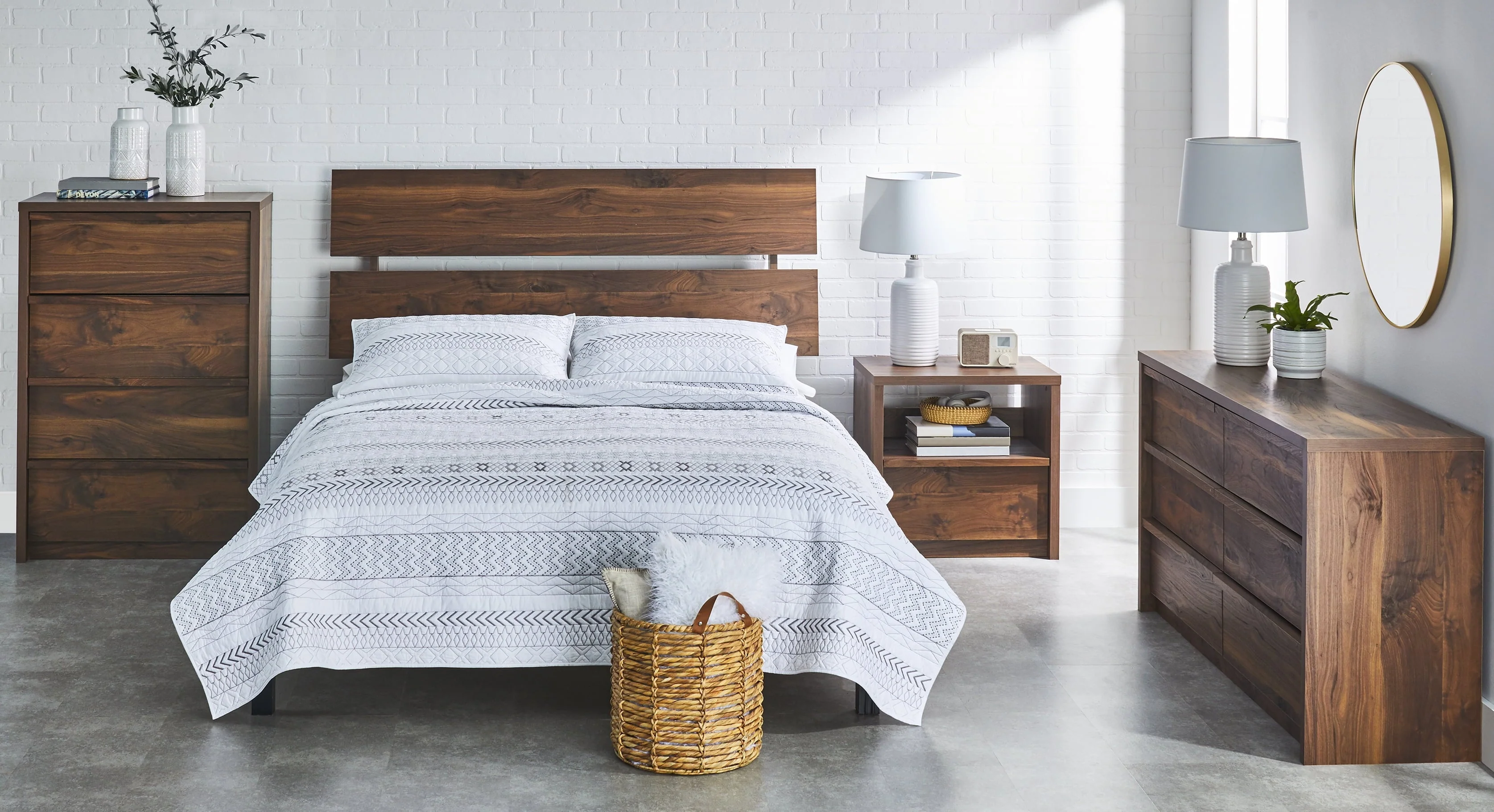 Better Homes and Gardens Montclair 6-Drawer Dresser, Vintage Walnut Finish - Image 9