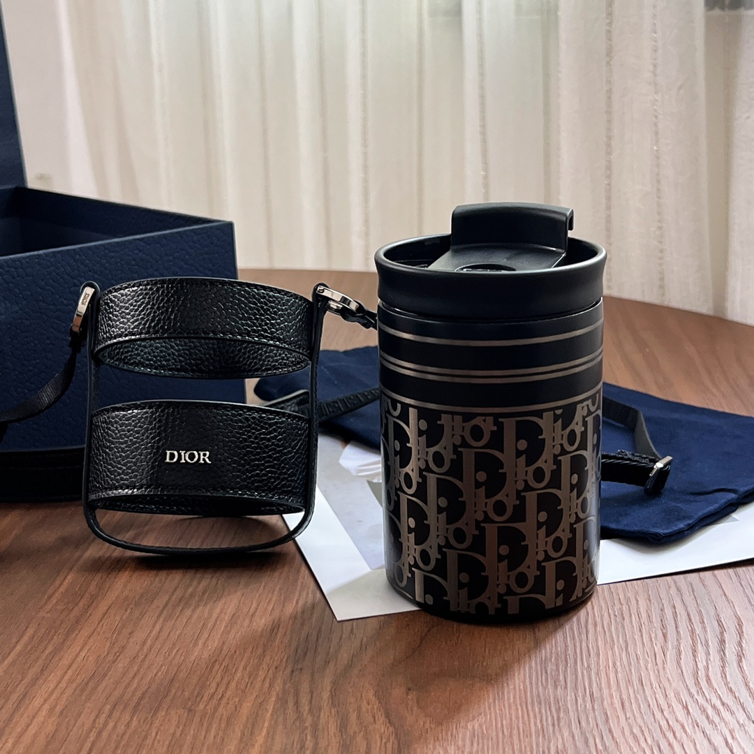 Aqua Mug With Shoulder Strap Black For Women 5.5in/13.4cm 2ESKH324YMJ_H00N1:1High-quality replica