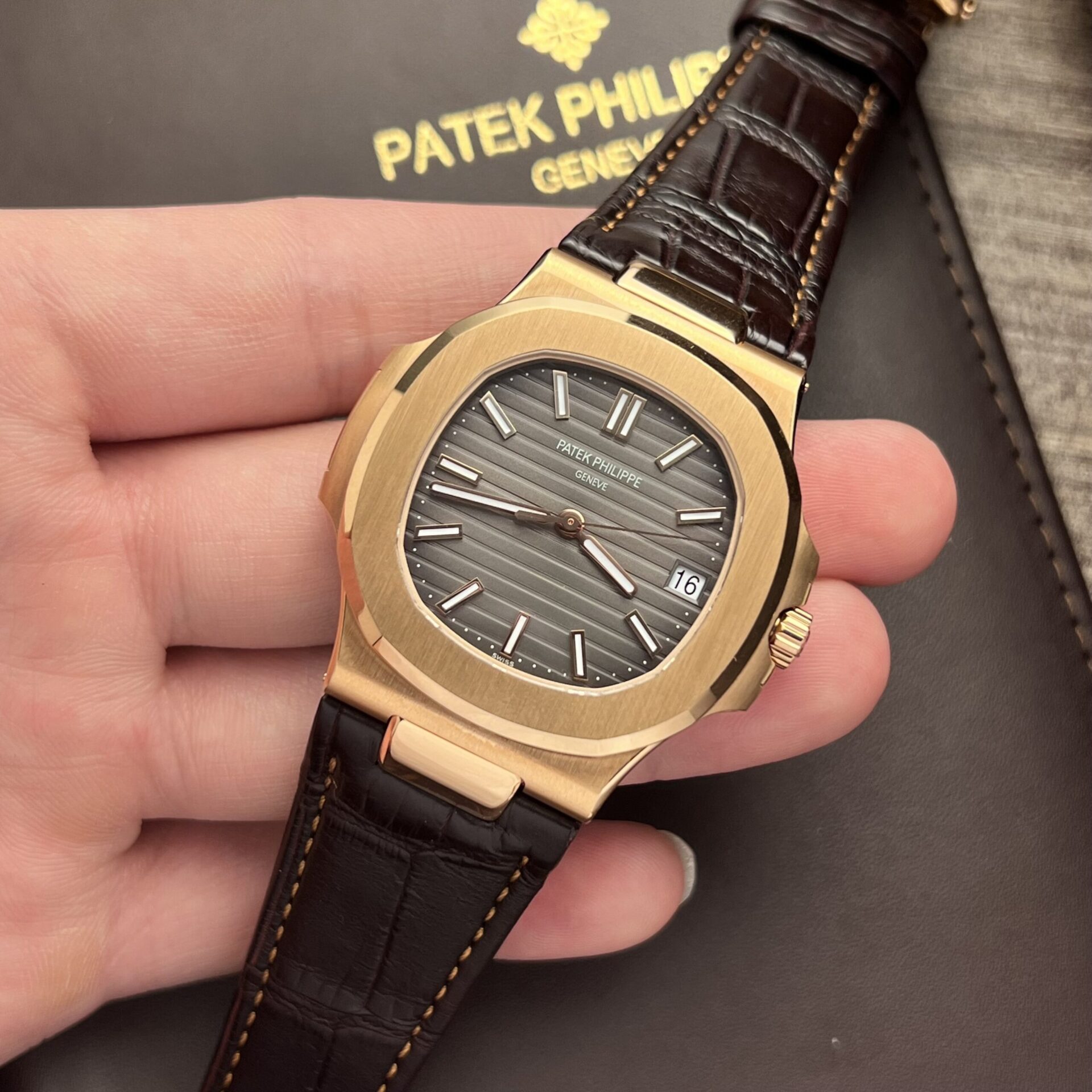 Patek Philippe Nautilus 5711 Replica Watch Leather Strap 3K Factory 40mm - Elite Watch Atelier