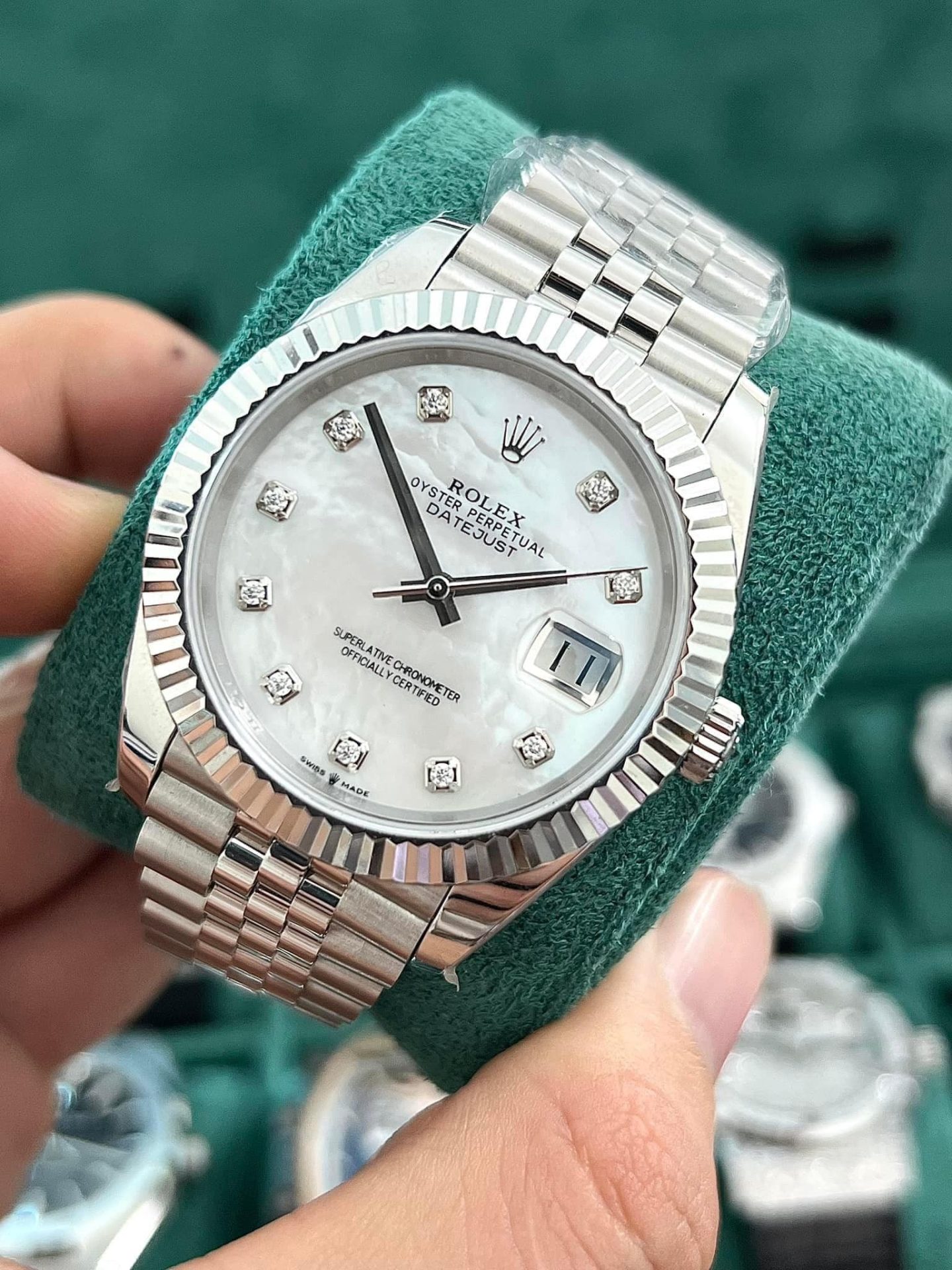 Rolex Rep 11 Watch DateJust Natural Mother of Pearl Dial With Moissanite Diamond Clean Factory 41mm - Top club