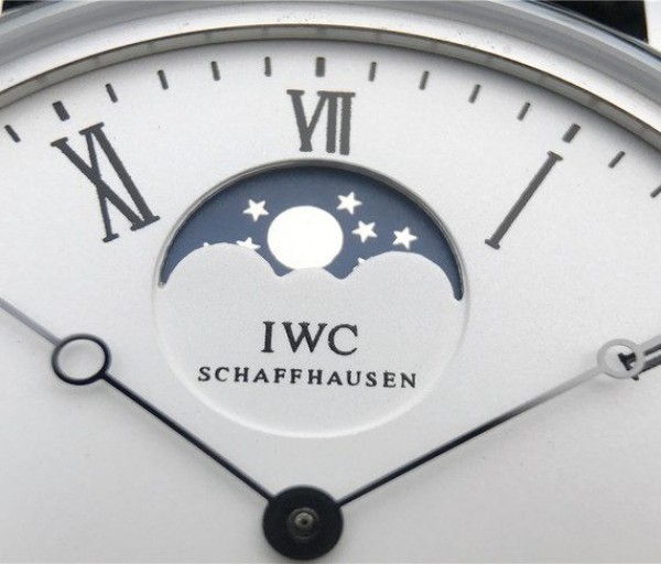 Replica IWC Vintage IW544805 White Dial Black Leather Strap - Top club