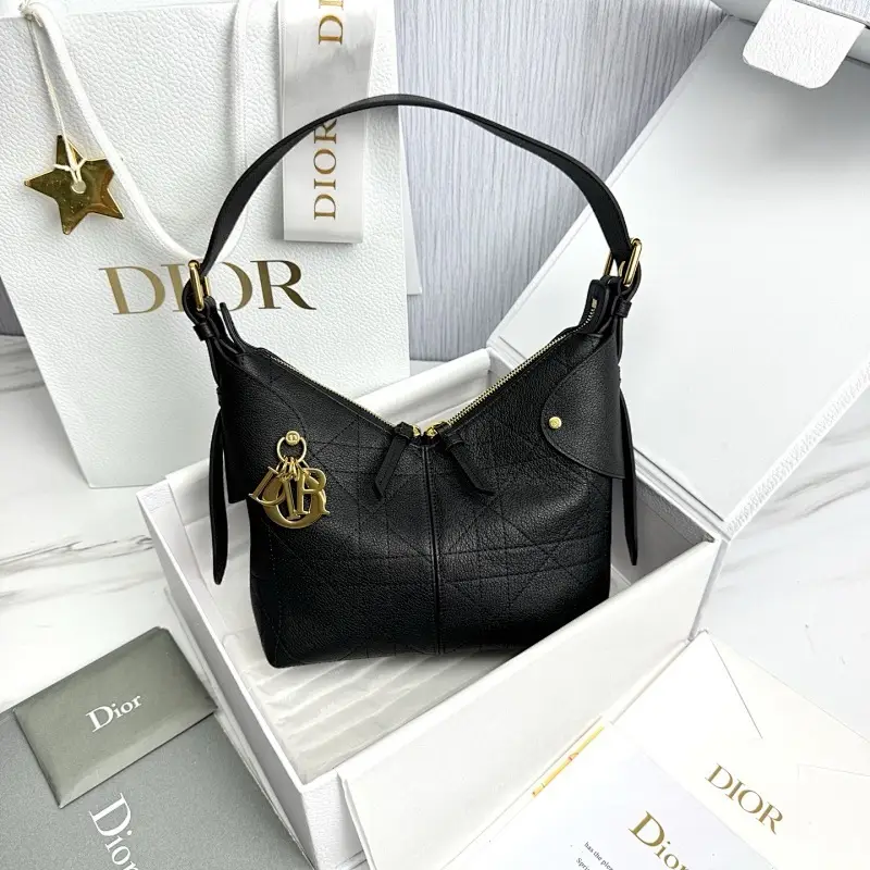 Shop1:1High-quality replica