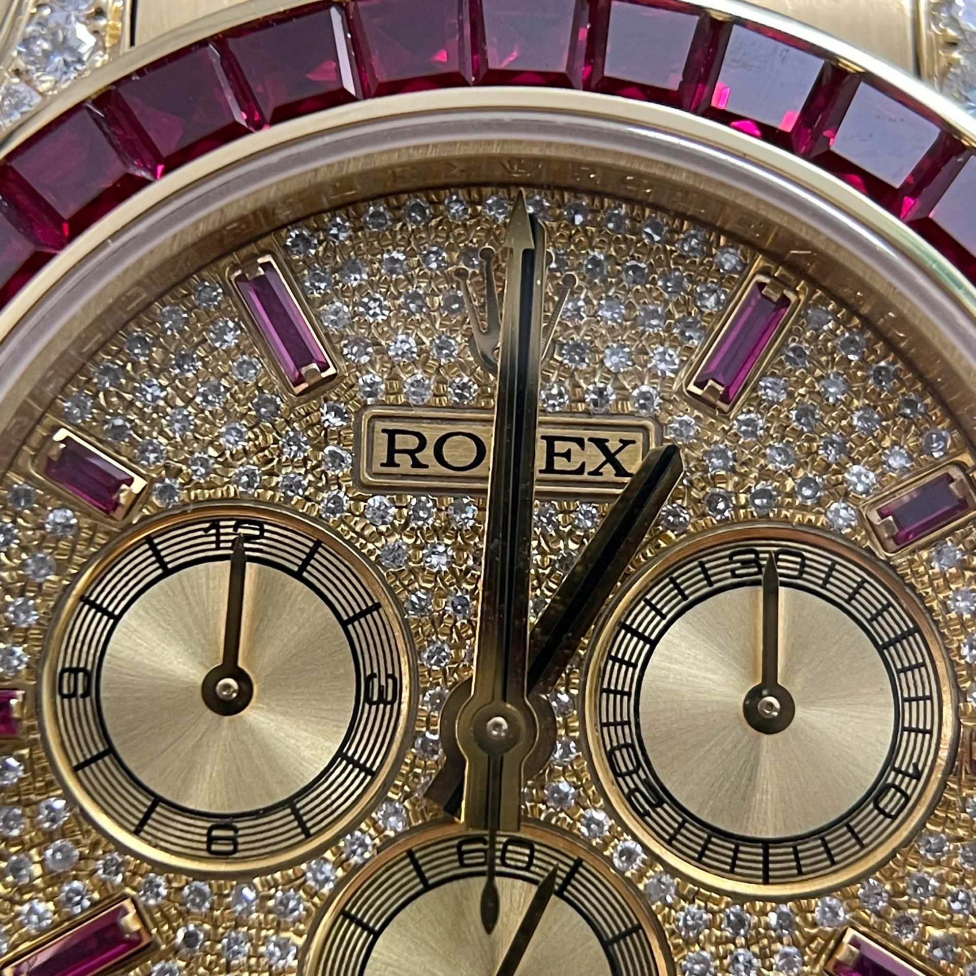 Rolex Cosmograph Daytona 126598TRU Replica Watch 18K Solid Gold + Ruby + Natural Diamonds 40mm - Top club