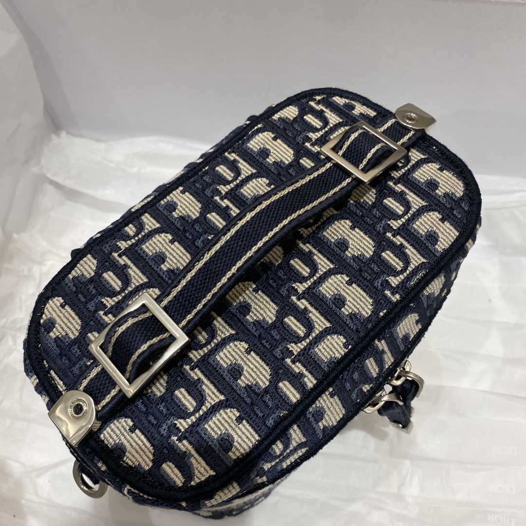 Small Diortravel Vanity Case With Shoulder Strap Beige For Women 7.5in/18.5cm1:1High-quality replica
