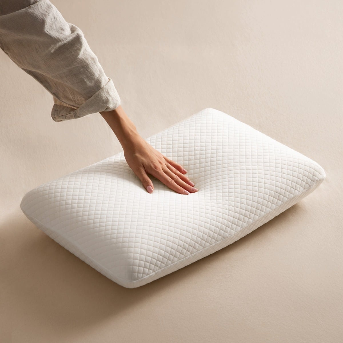 Poduszka ergonomiczna BALIE biała 55x35 cm