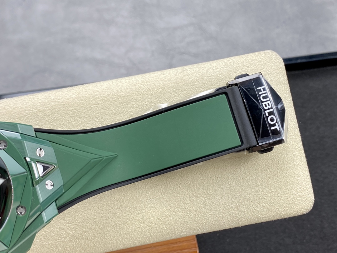 Hublot Big Bang Sang Bleu II Replica Watch Ceramic Green 44mm - Top club