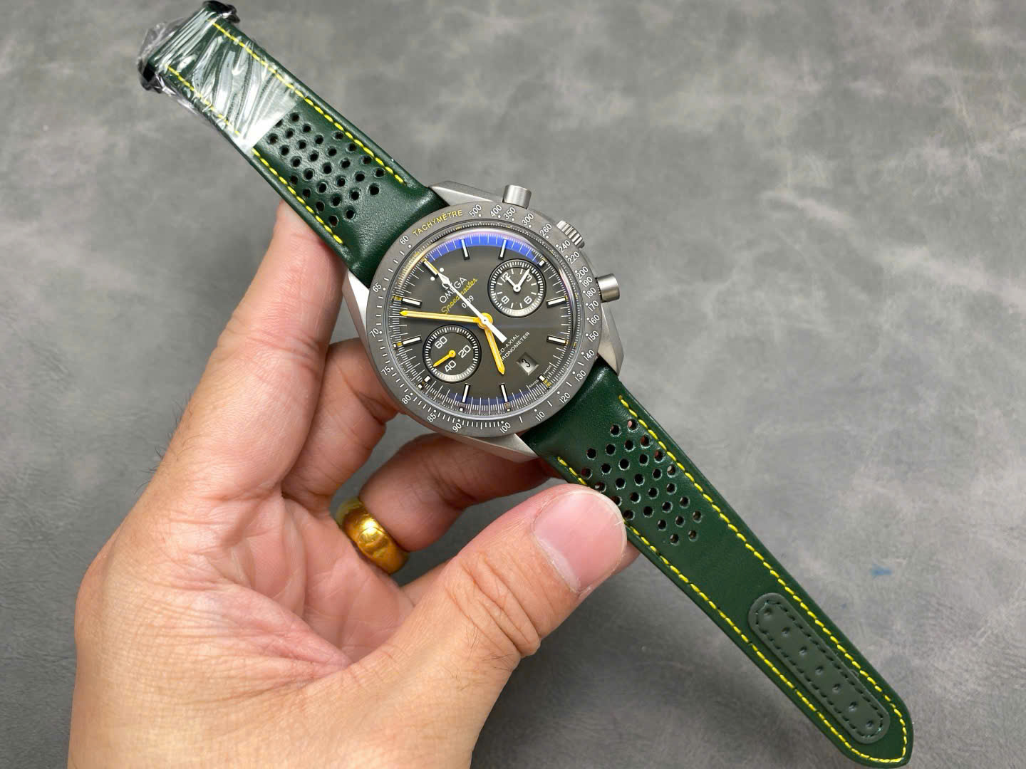 Omega Speedmaster Grey Side of the Moon Porsche Club of America Edition Replica Wath 44mm - Top club