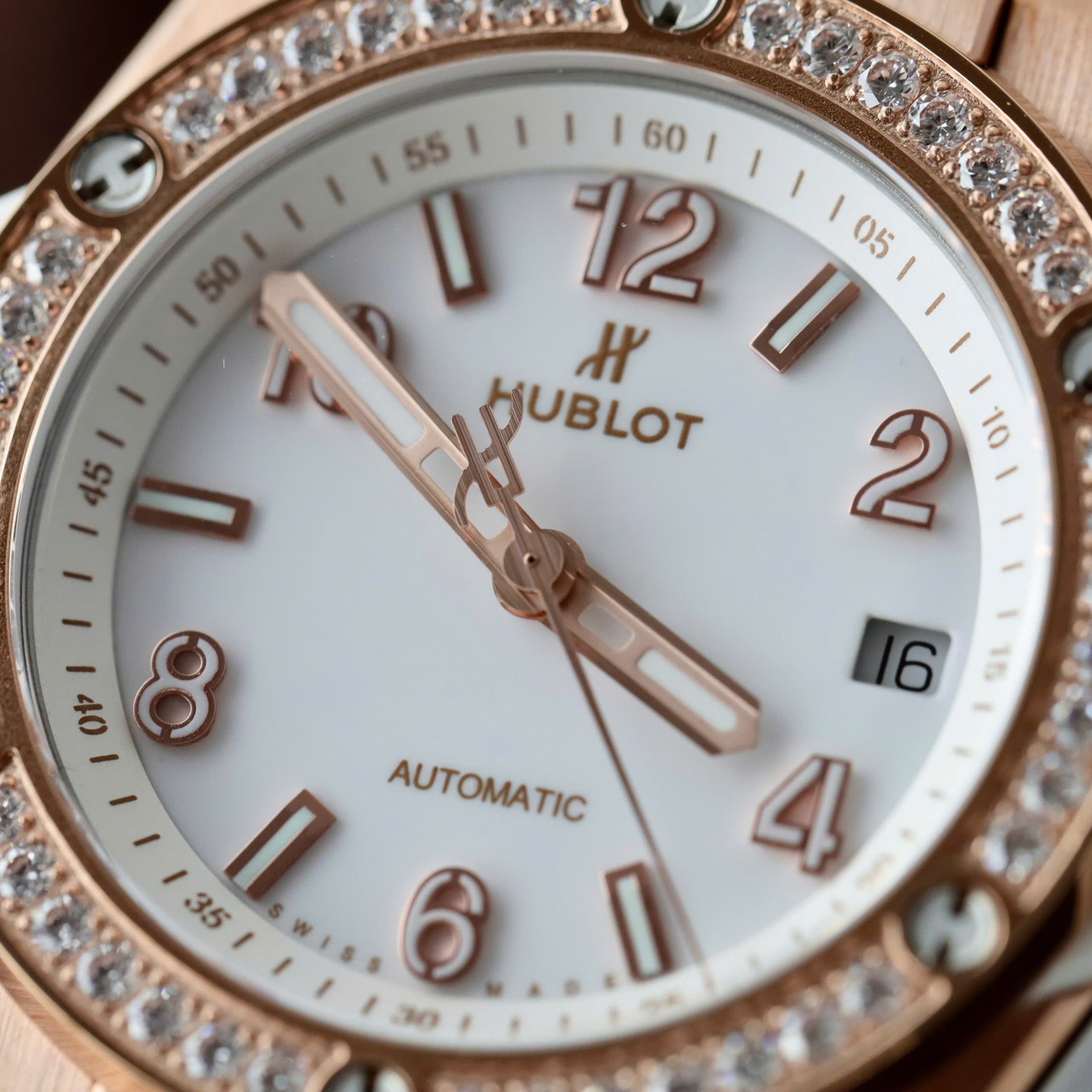 Hublot Big Bang One Click King Gold Replica Watches White Rubber Strap 39mm - Top club