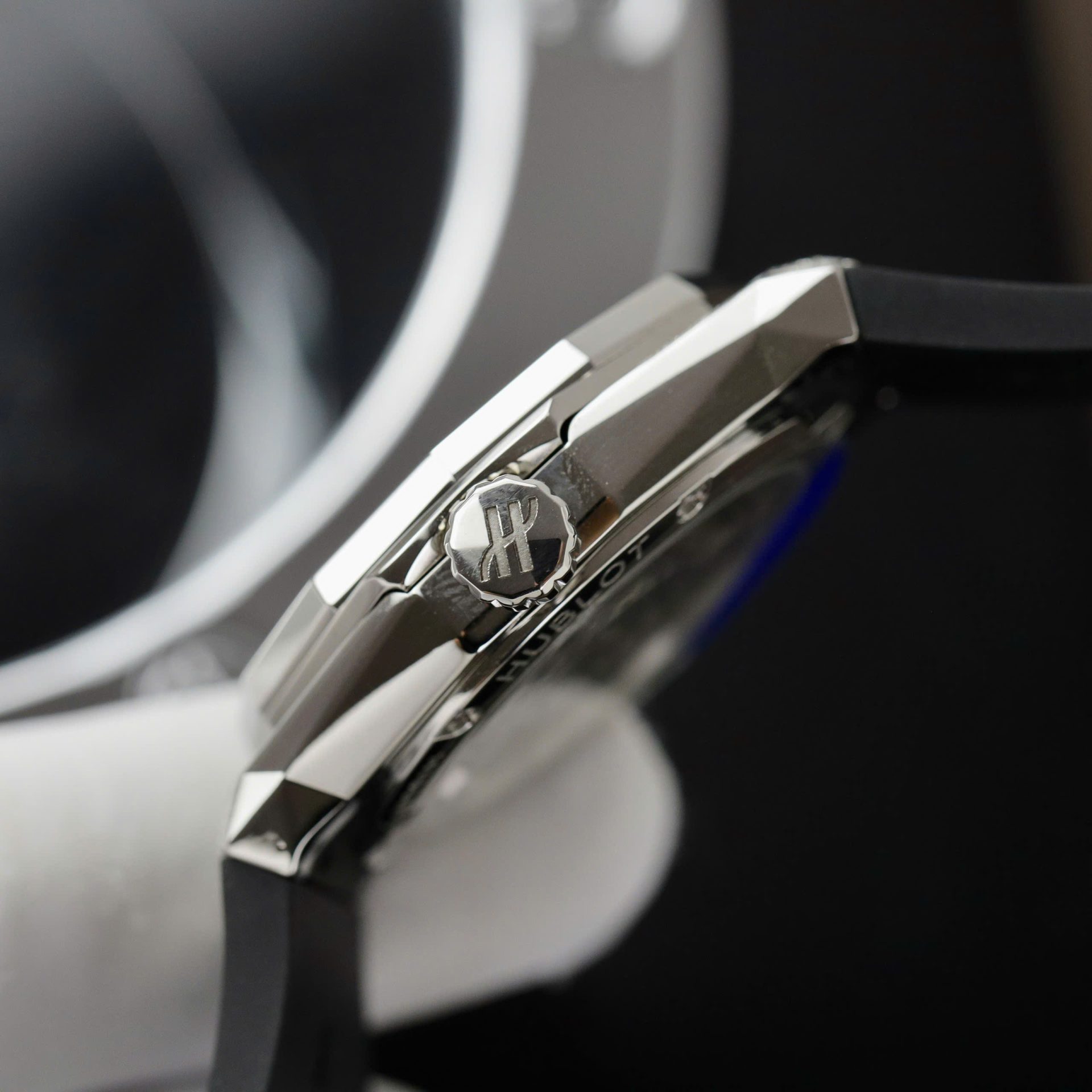 Hublot Orlinski White Dial Replica Watch Custom Moissanite Diamonds Hong Kong 40mm - Top club
